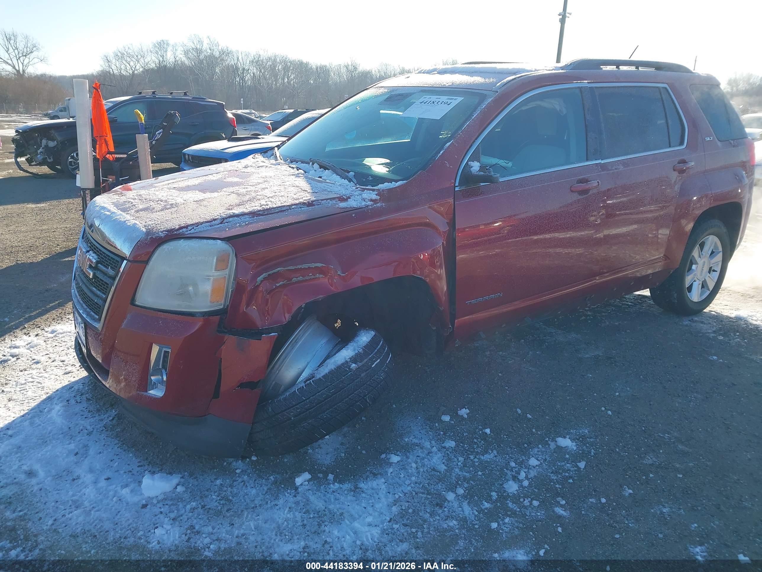 GMC TERRAIN image 2