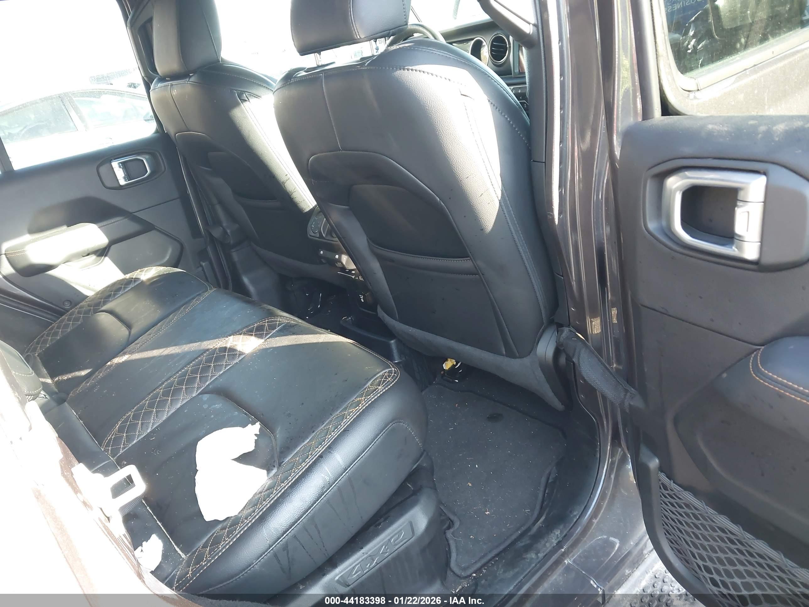 JEEP WRANGLER image 8