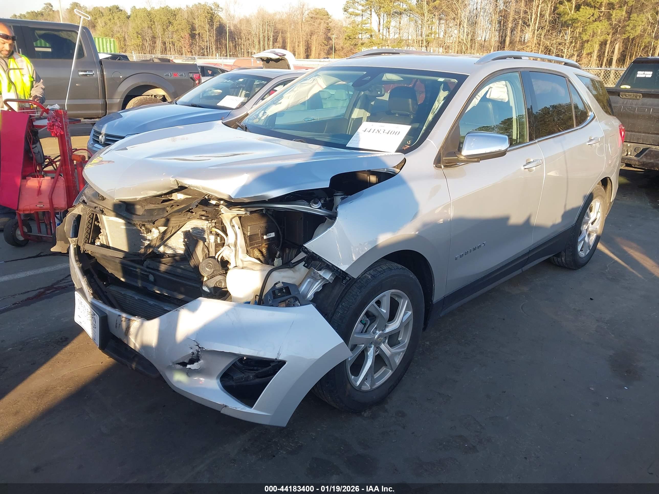CHEVROLET EQUINOX image 2