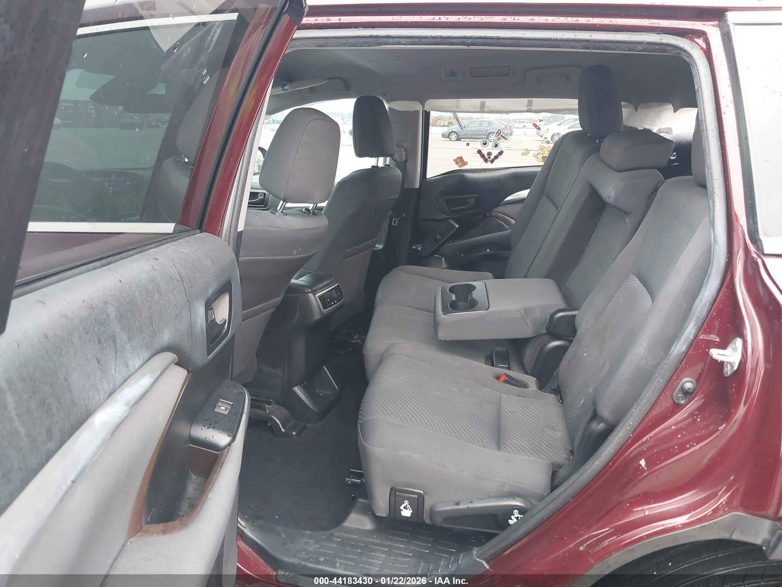 TOYOTA HIGHLANDER image 8