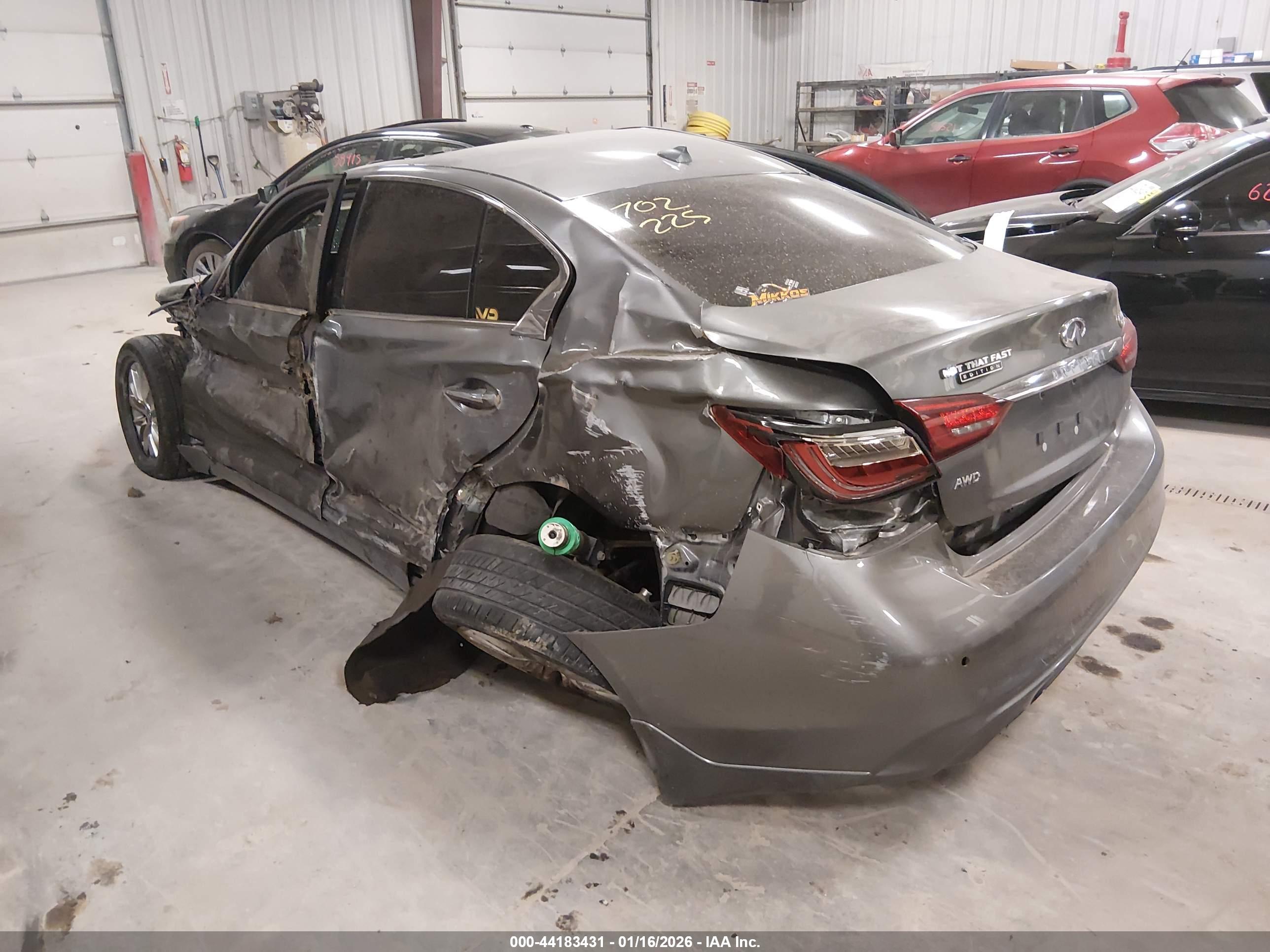 INFINITI Q50 image 3