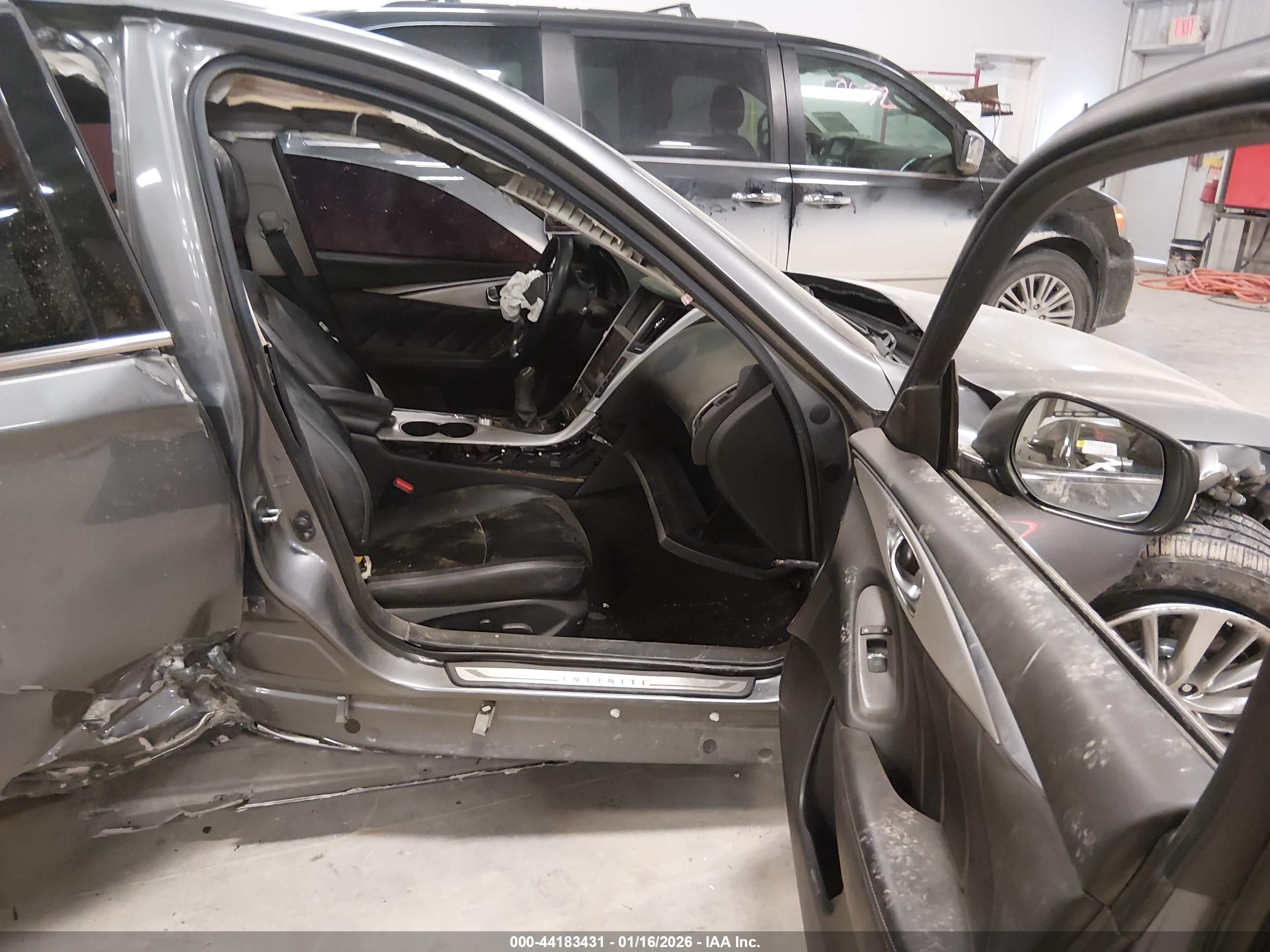 INFINITI Q50 image 5