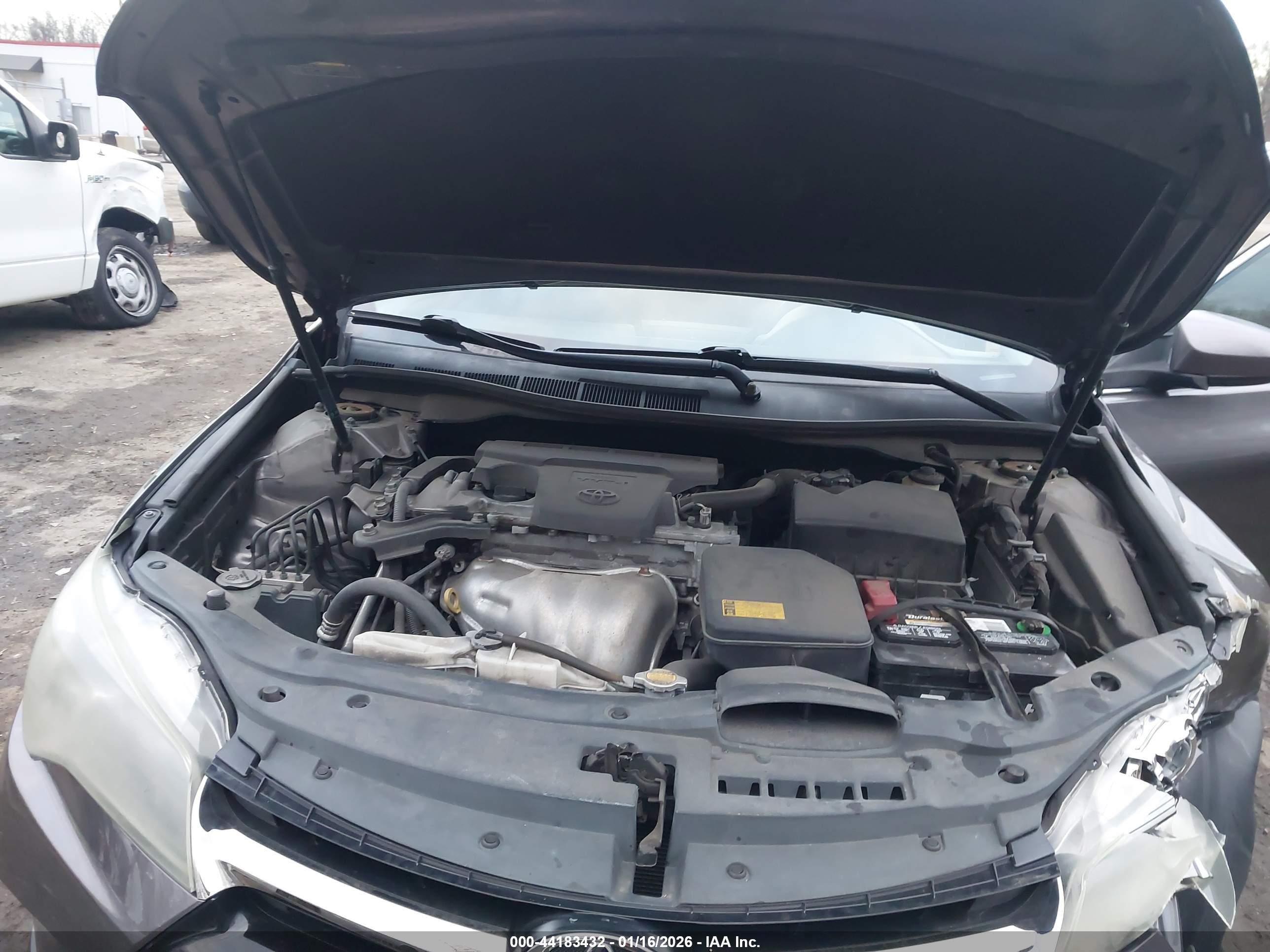TOYOTA CAMRY image 10