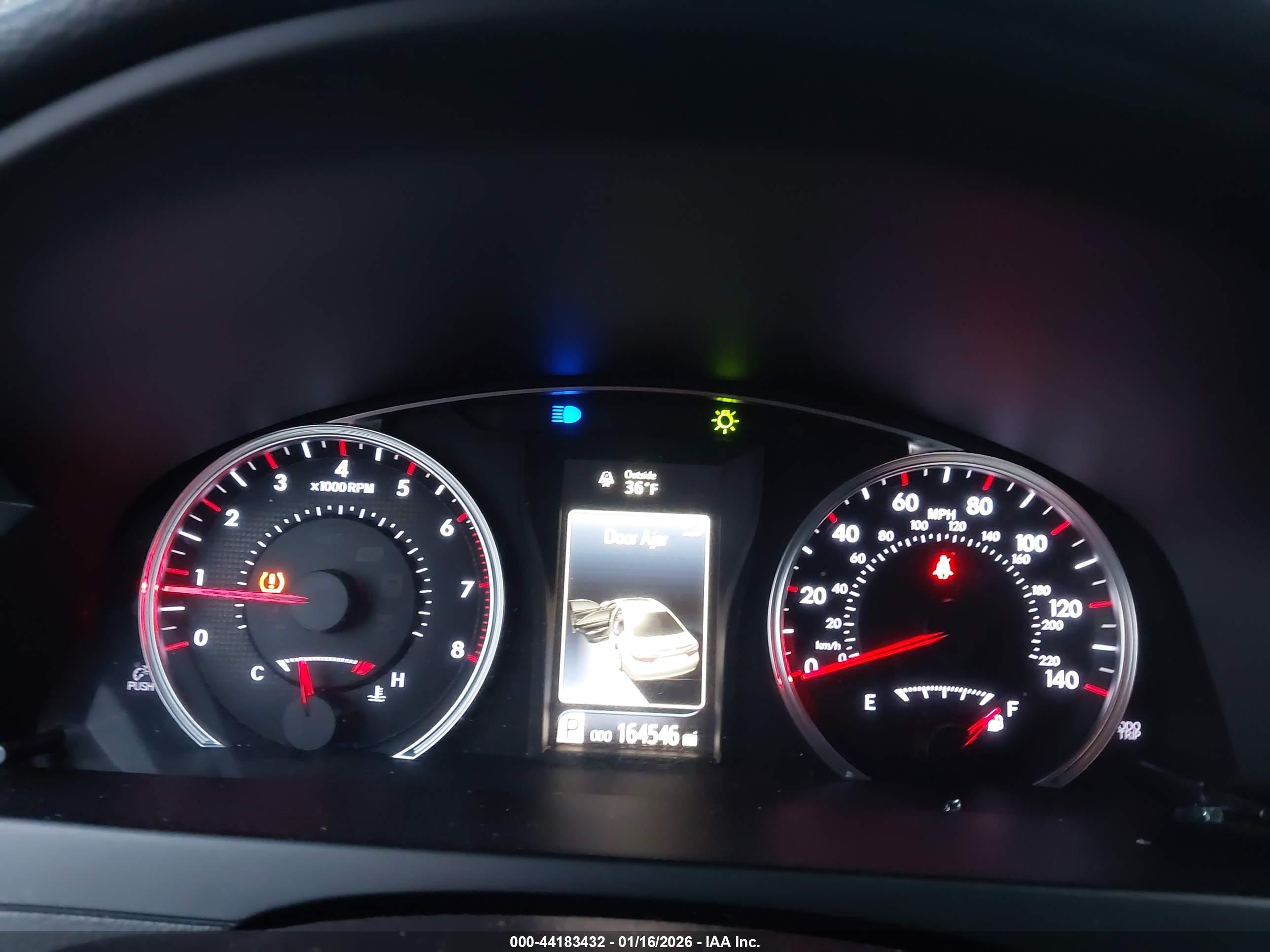 TOYOTA CAMRY image 7