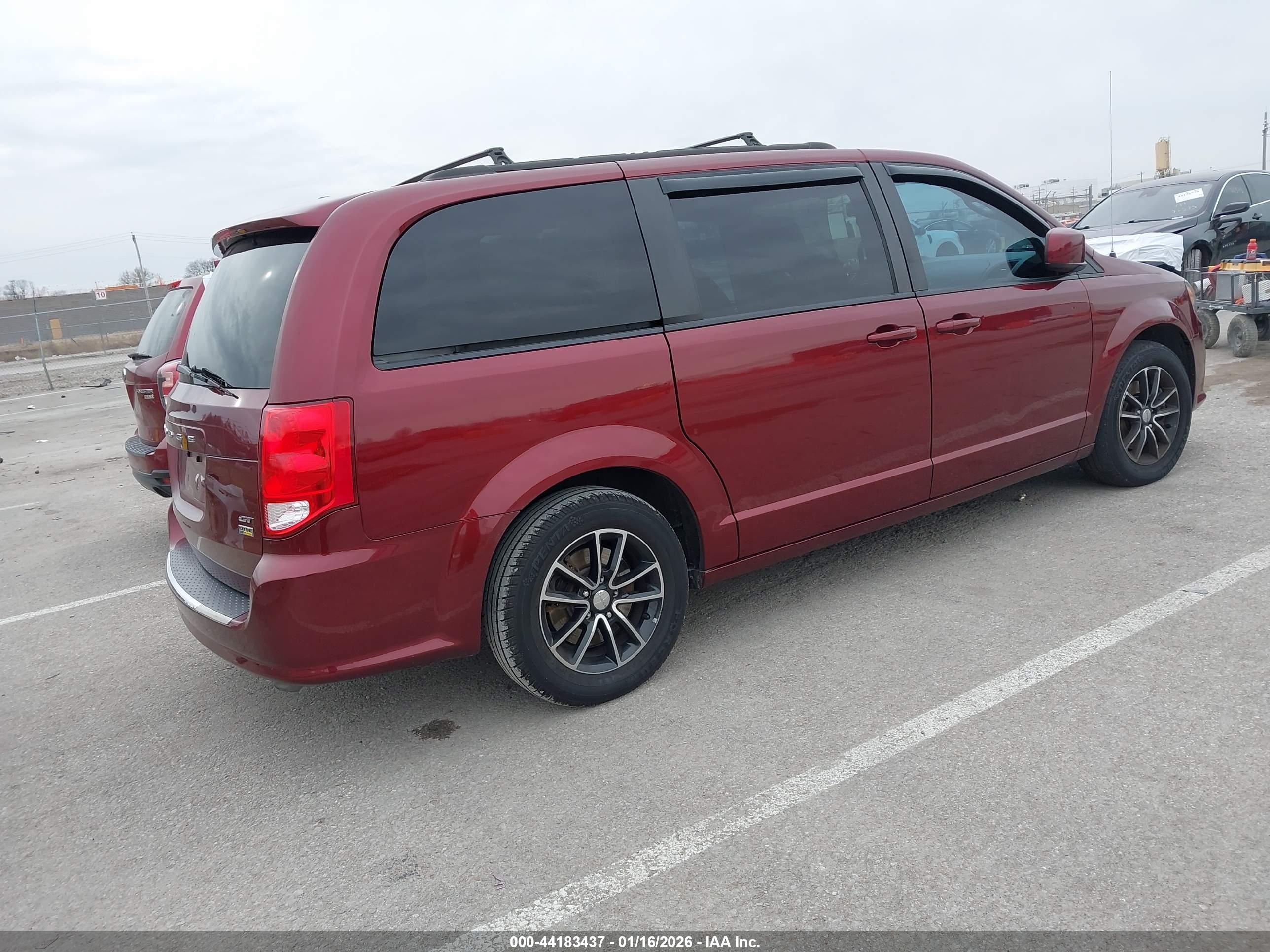 DODGE GRAND image 4