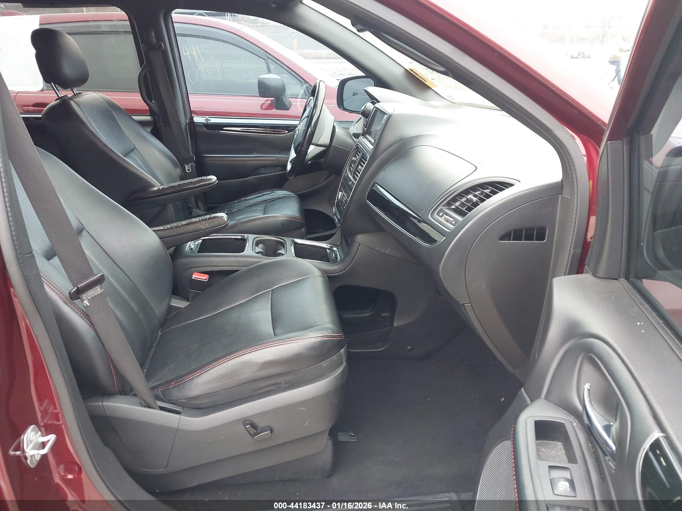 DODGE GRAND image 5