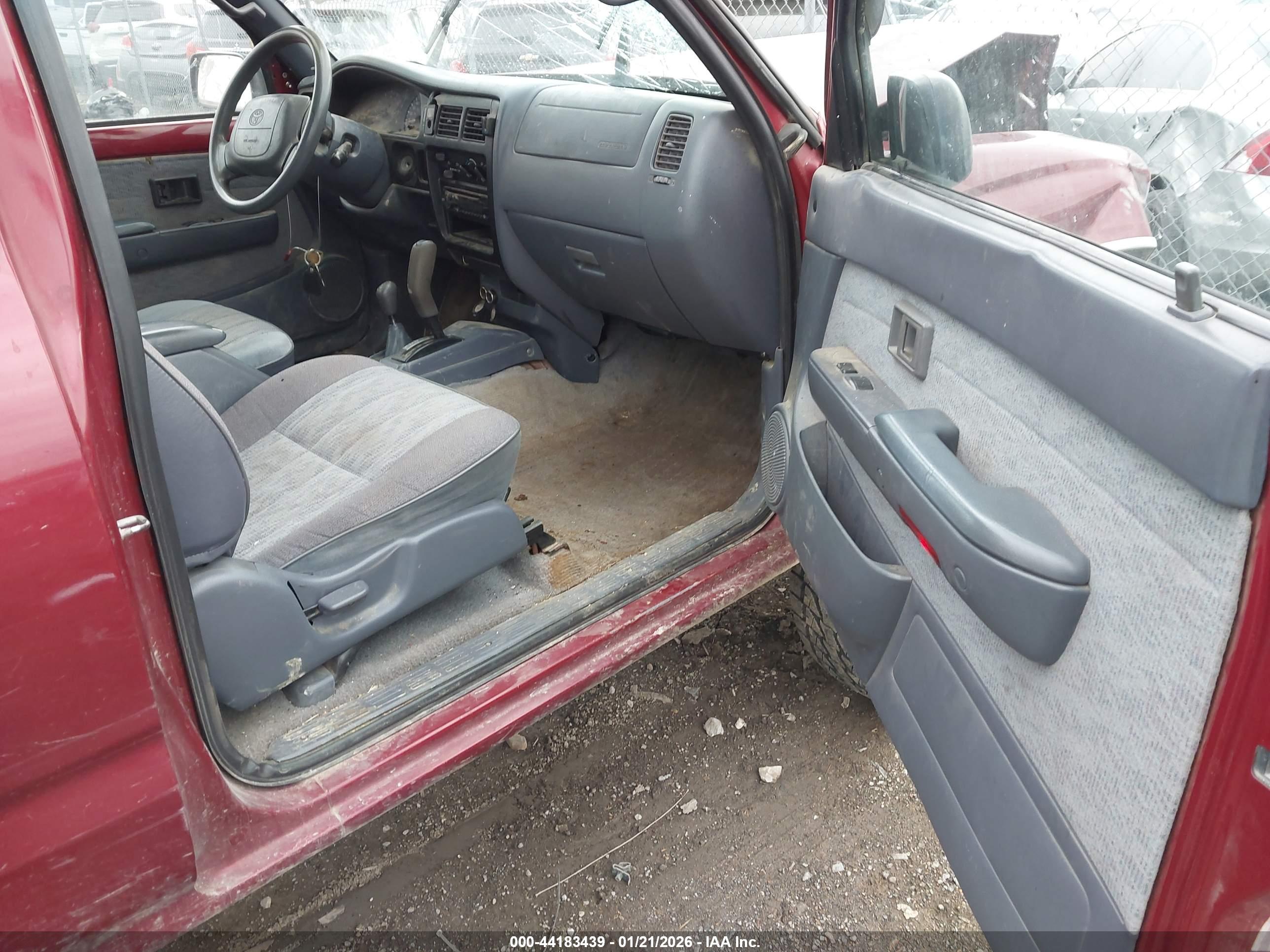 TOYOTA TACOMA image 5