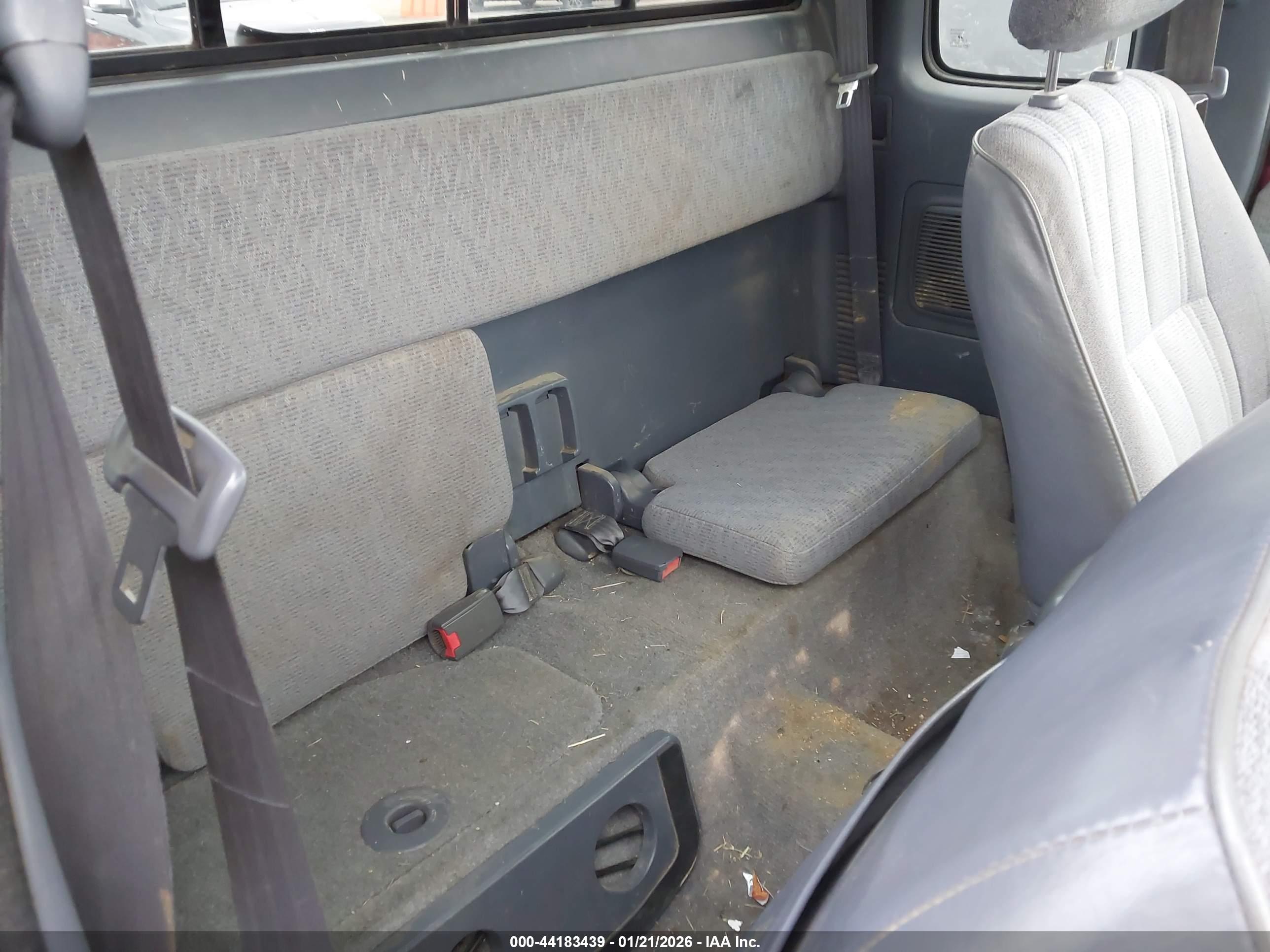 TOYOTA TACOMA image 8