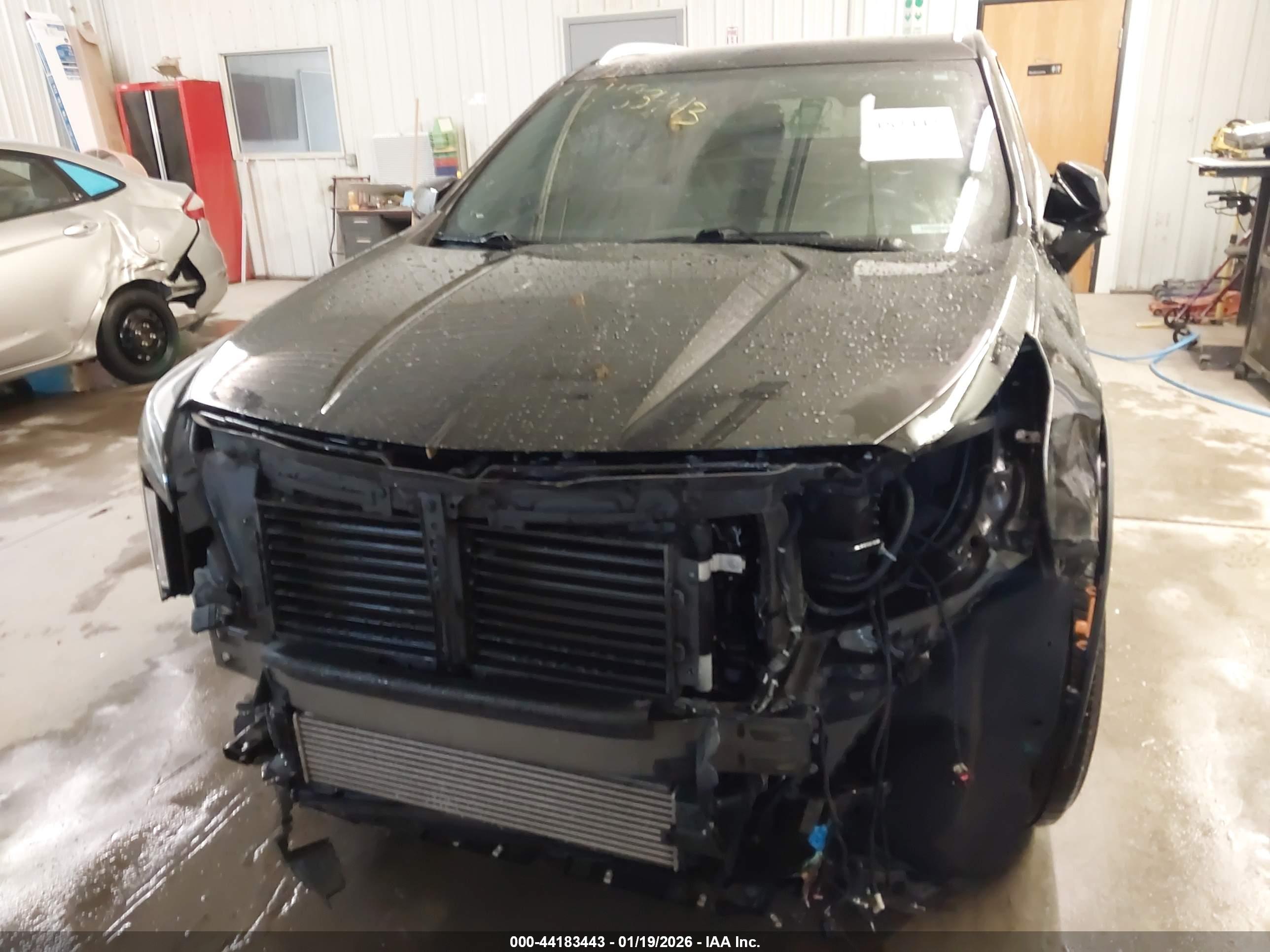 CADILLAC XT4 image 6