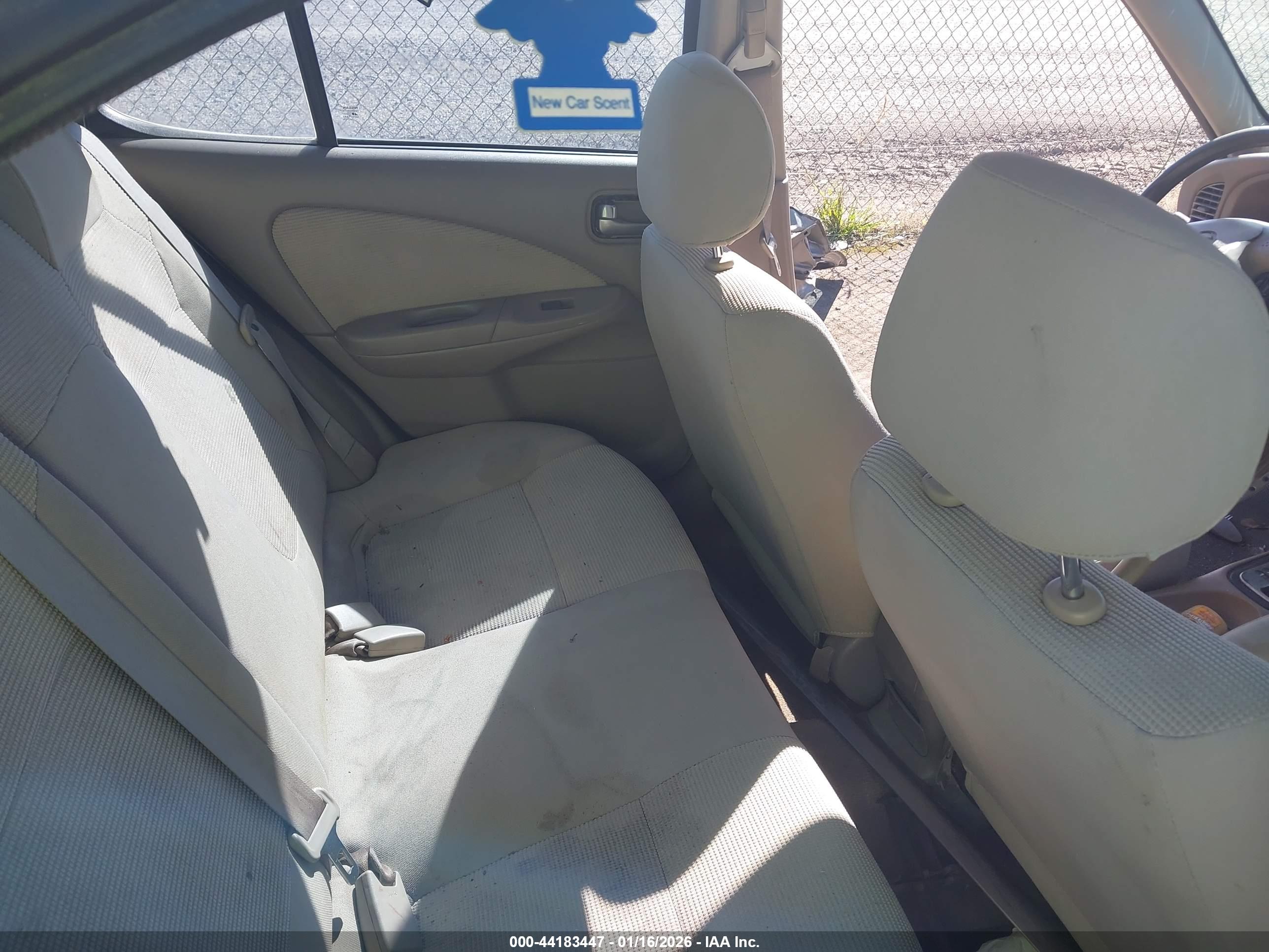 NISSAN SENTRA image 8