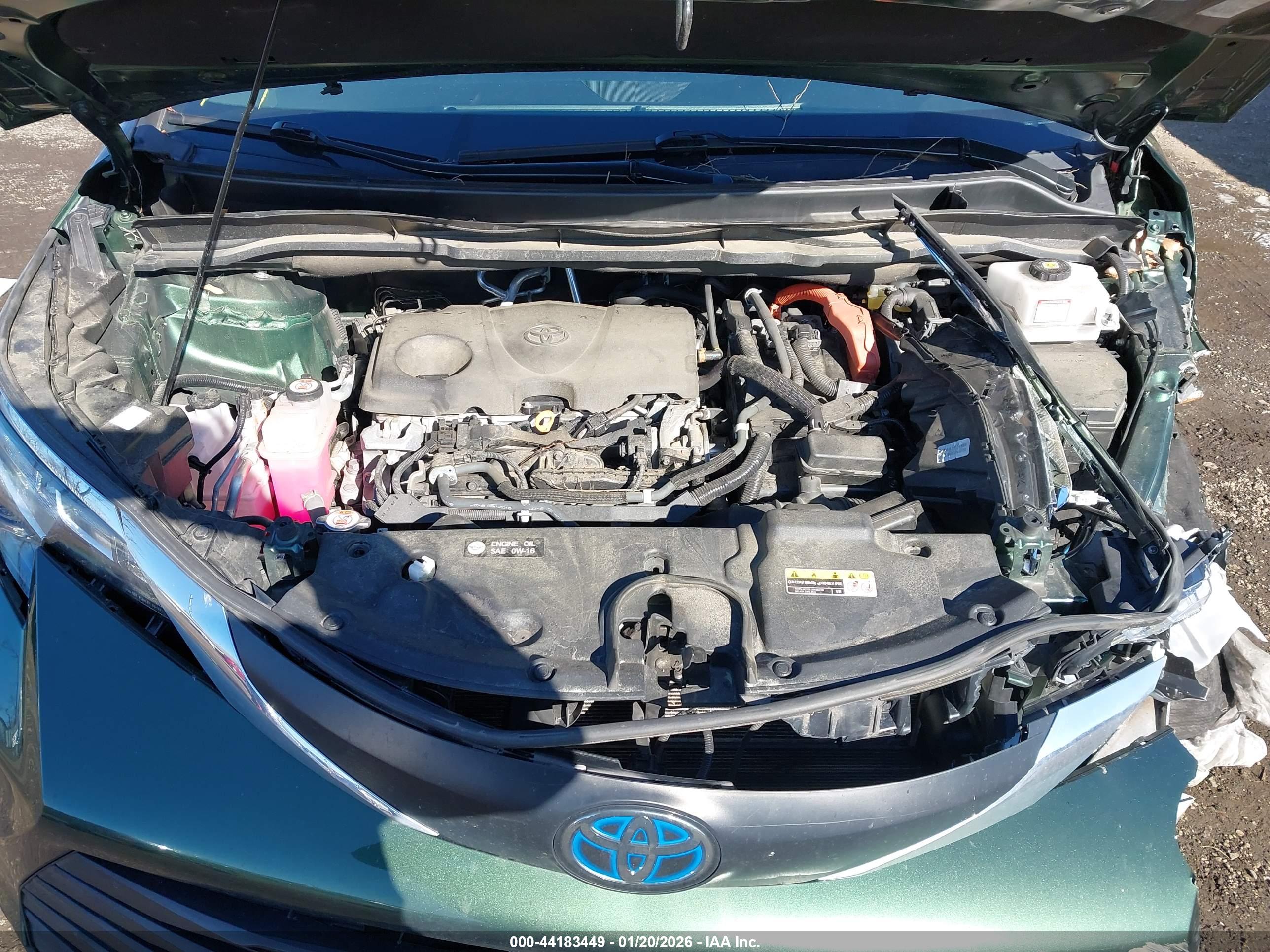 TOYOTA SIENNA image 10
