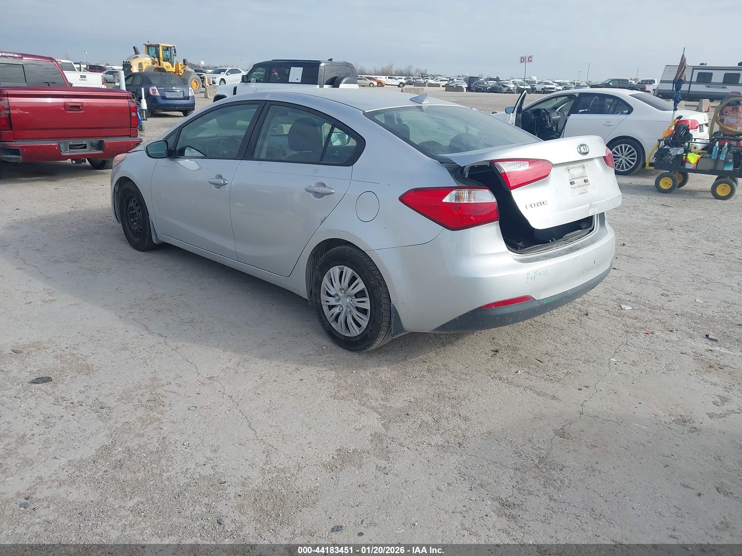 KIA FORTE image 3