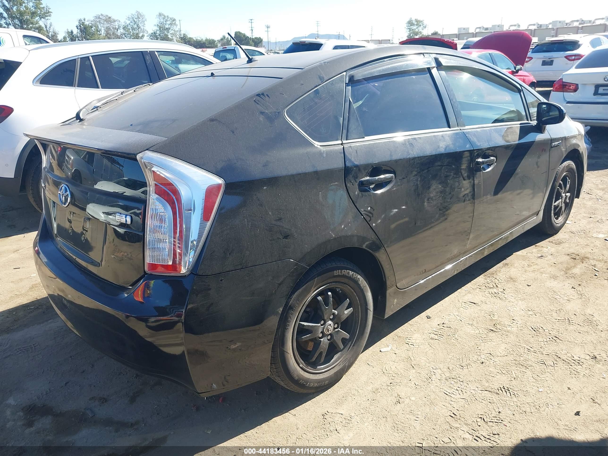 TOYOTA PRIUS image 4