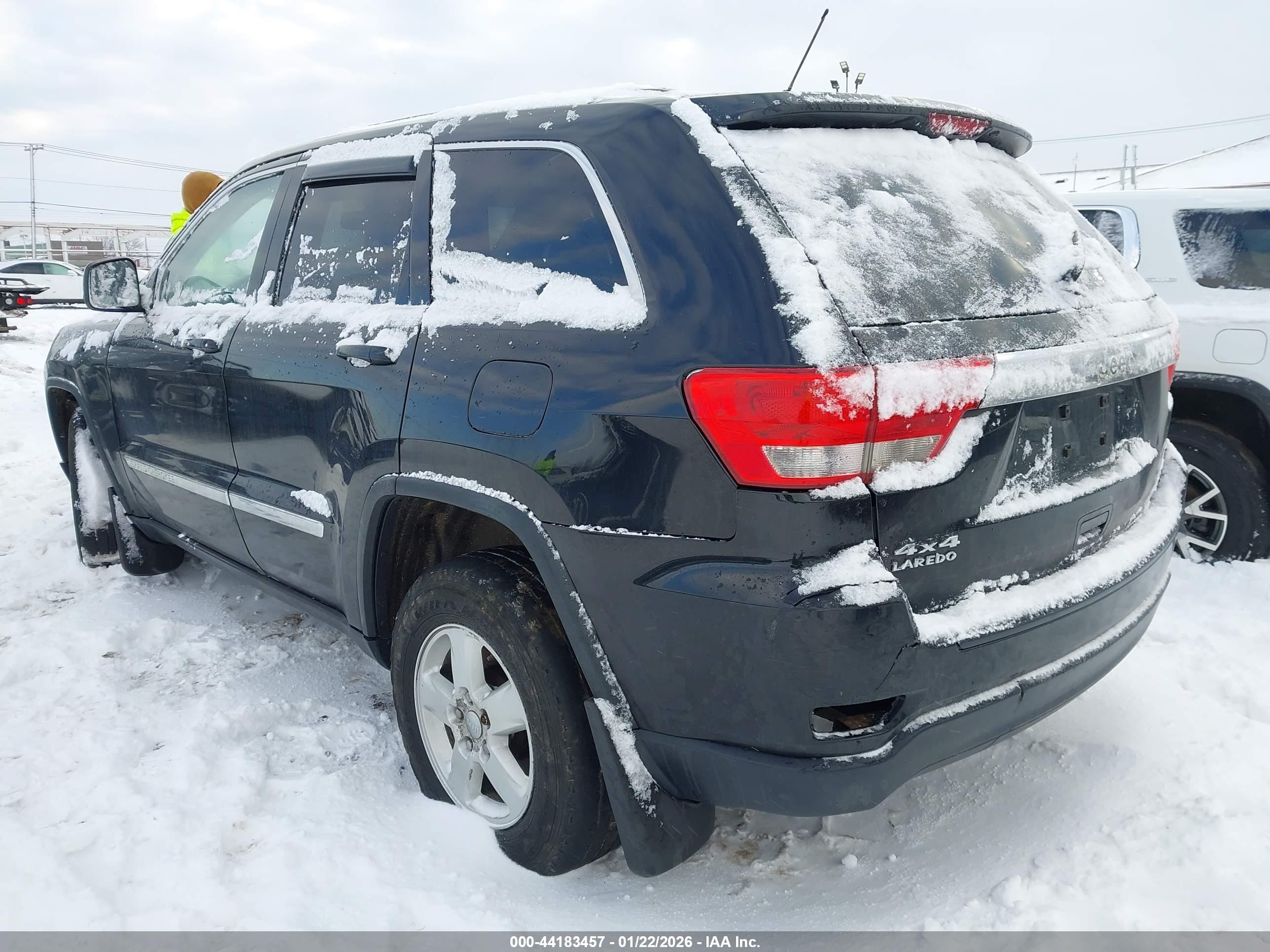 JEEP GRAND image 3