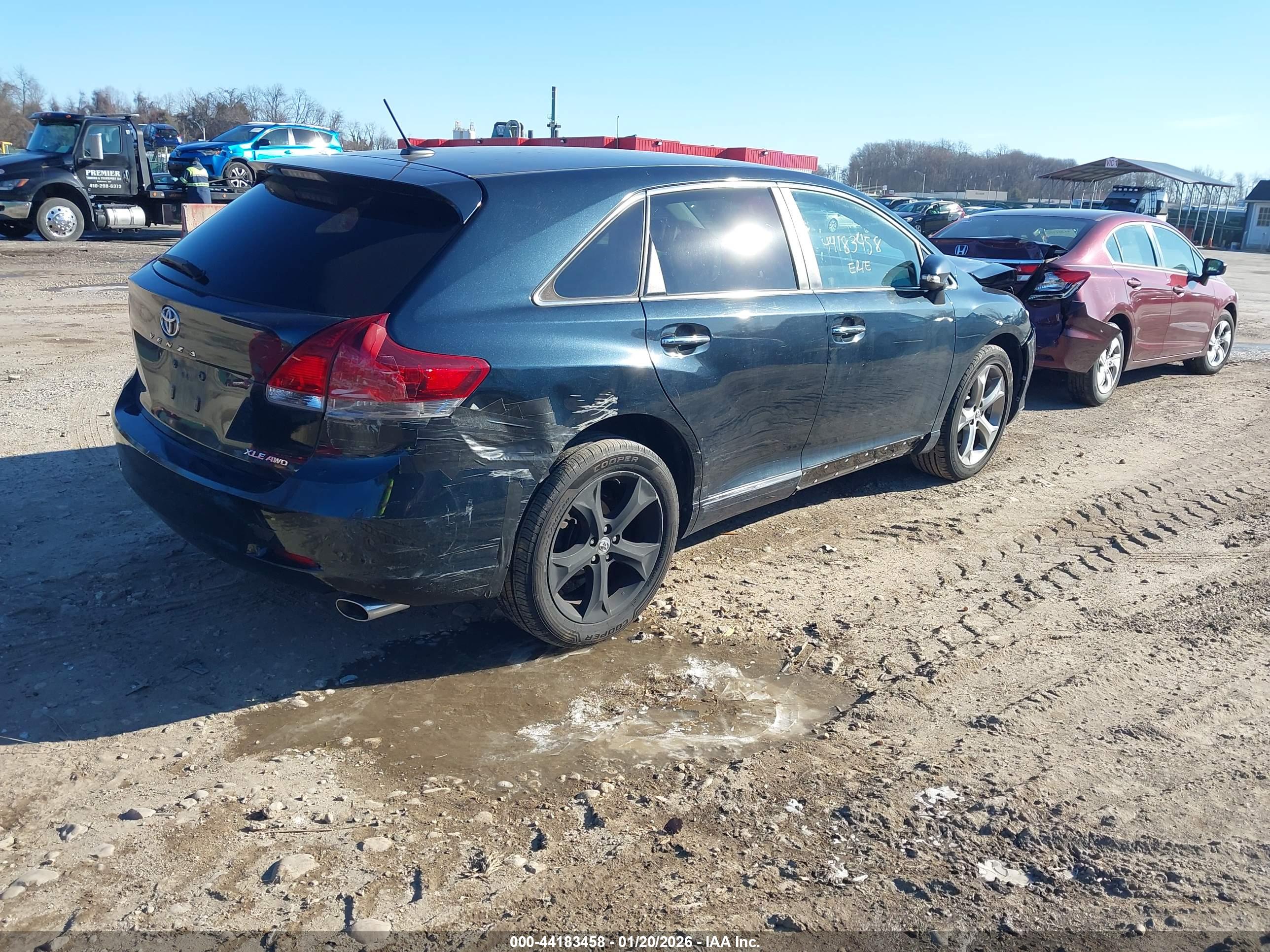 TOYOTA VENZA image 4