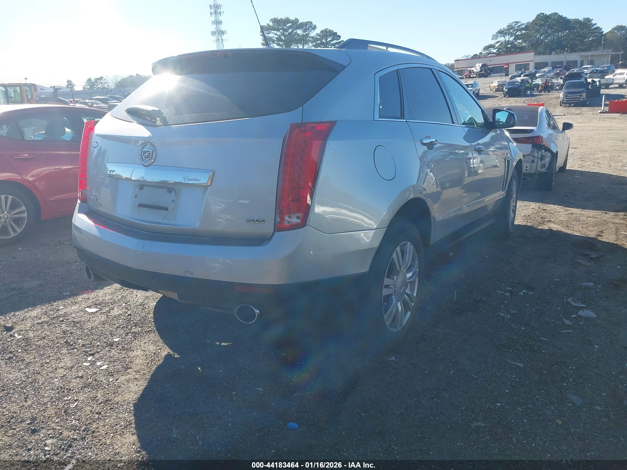 CADILLAC SRX image 4