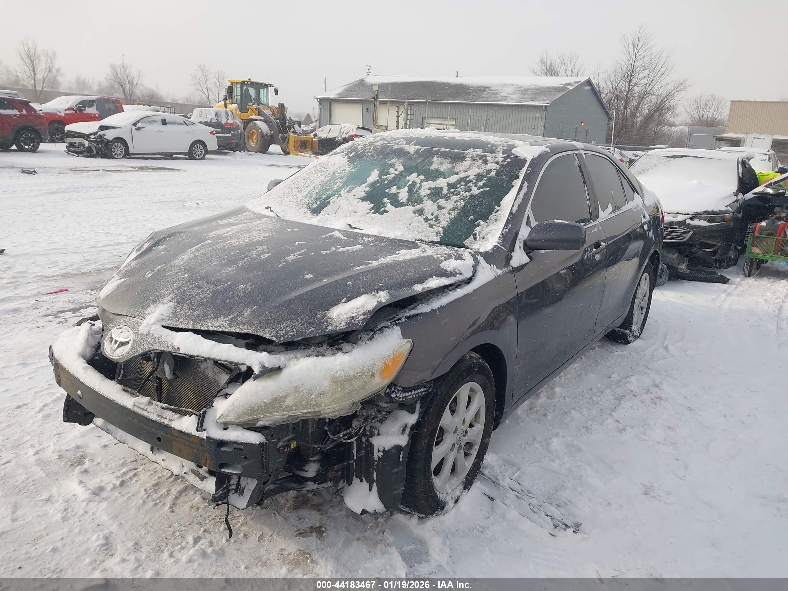 TOYOTA CAMRY image 2
