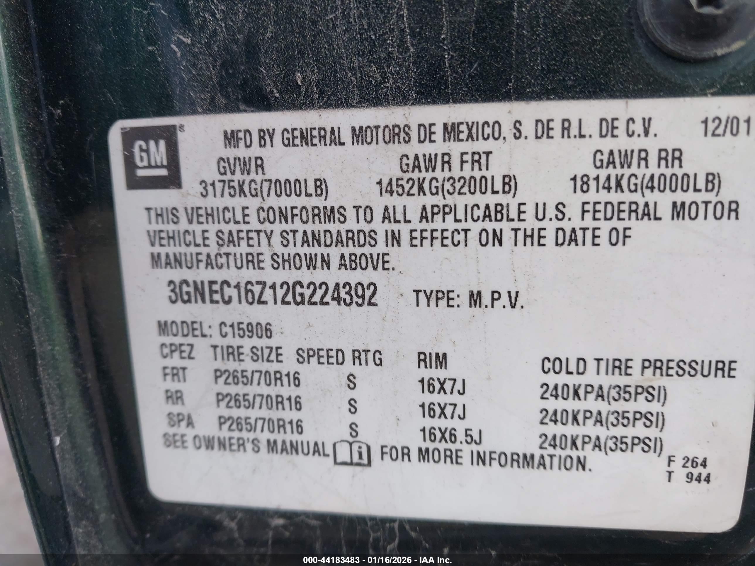 CHEVROLET SUBURBAN image 9