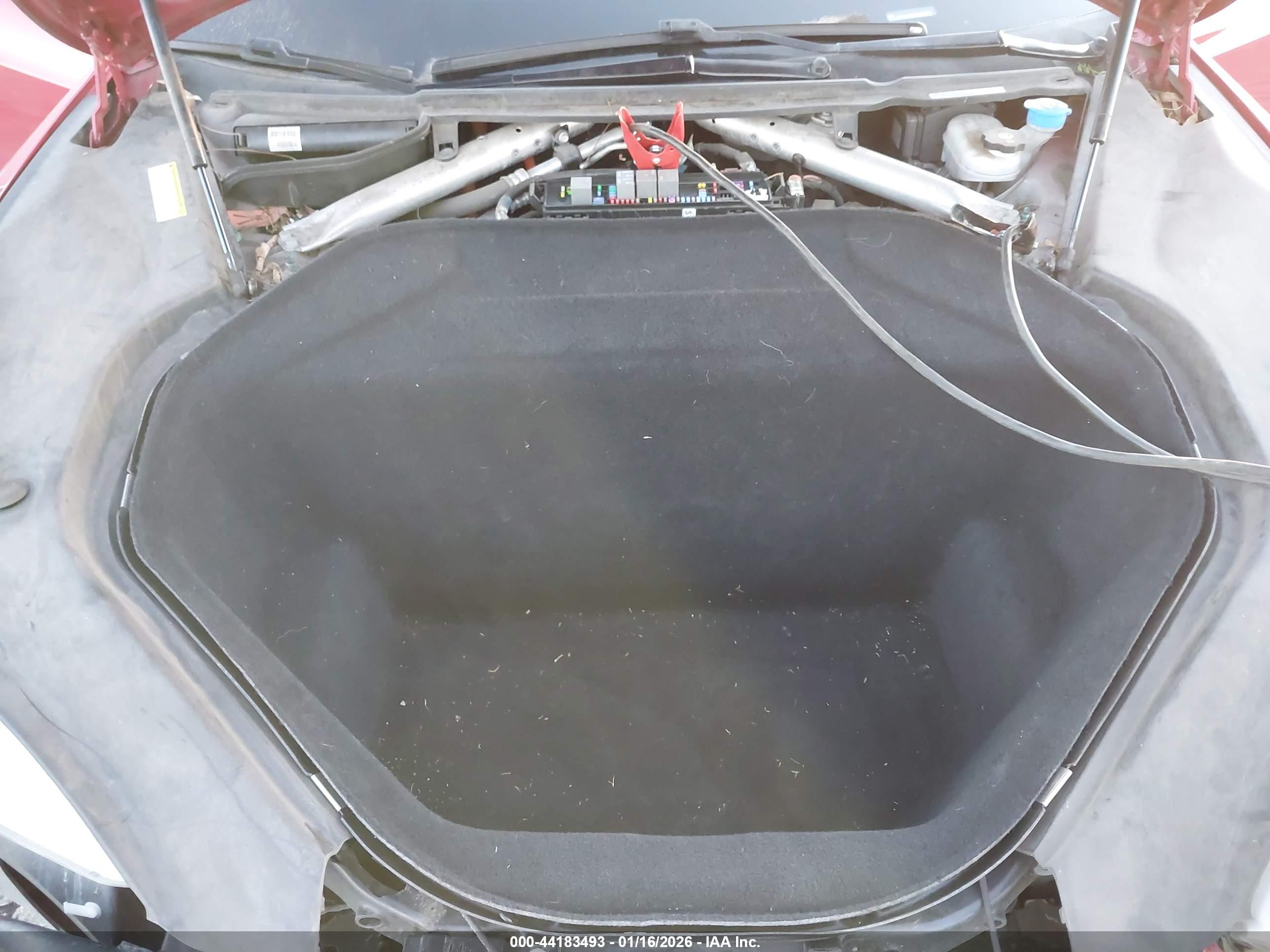 TESLA MODEL image 10