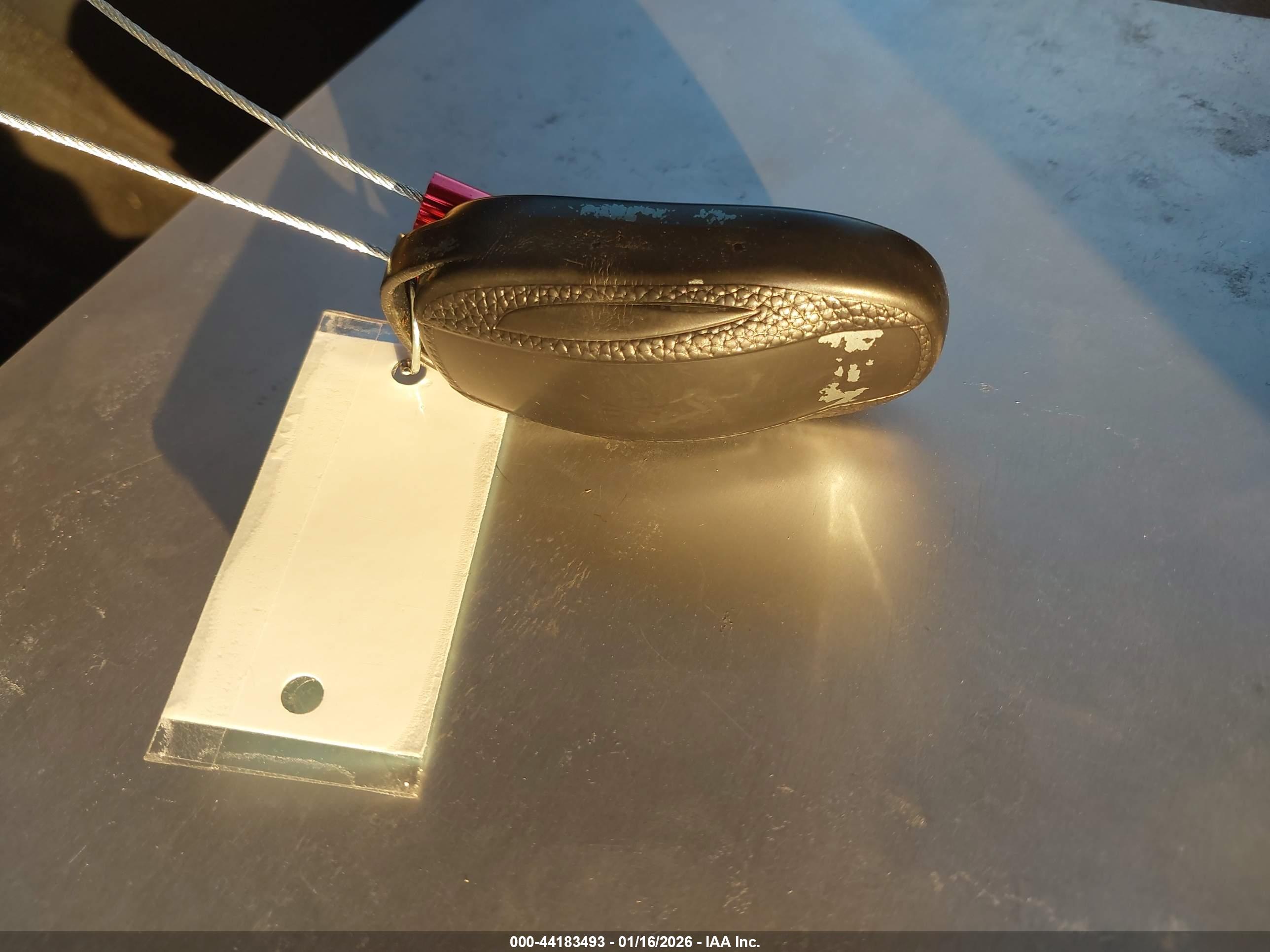 TESLA MODEL image 11