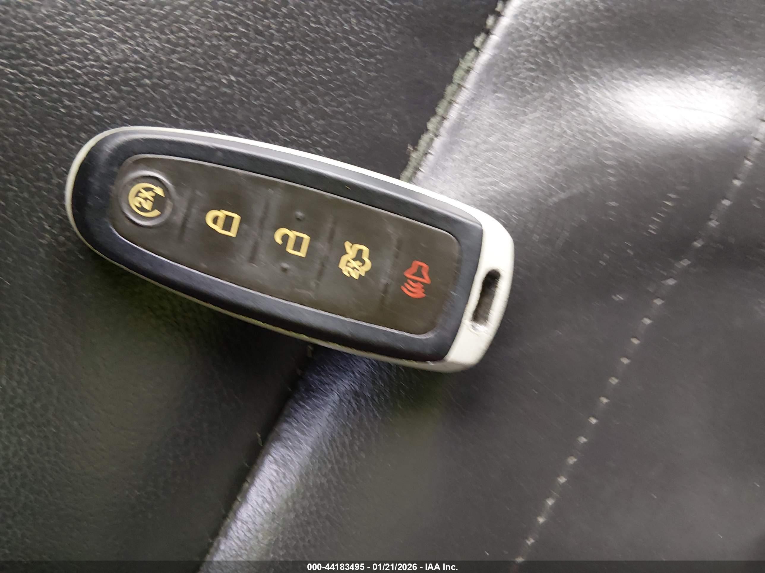 FORD ESCAPE image 11