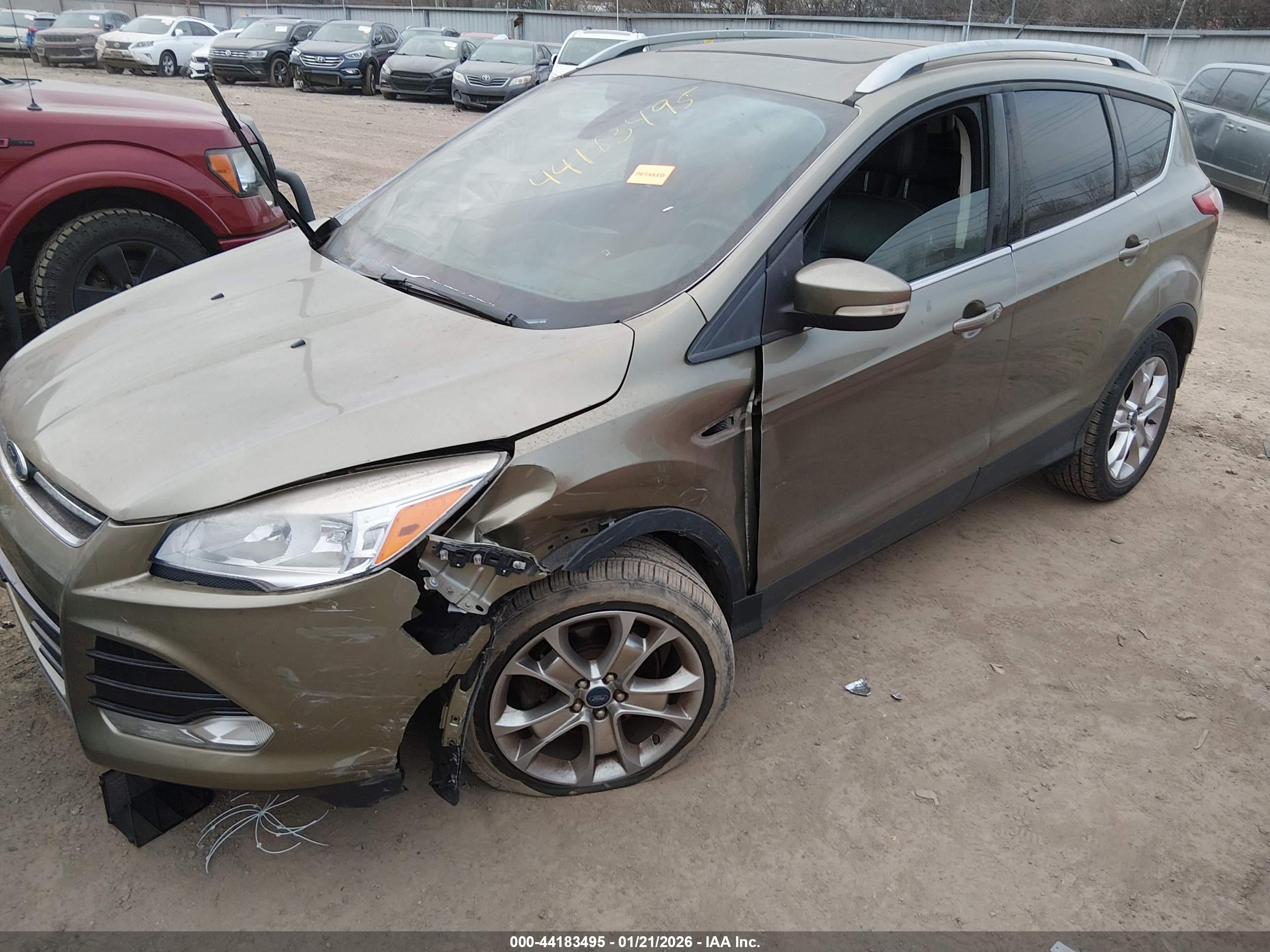 FORD ESCAPE image 2