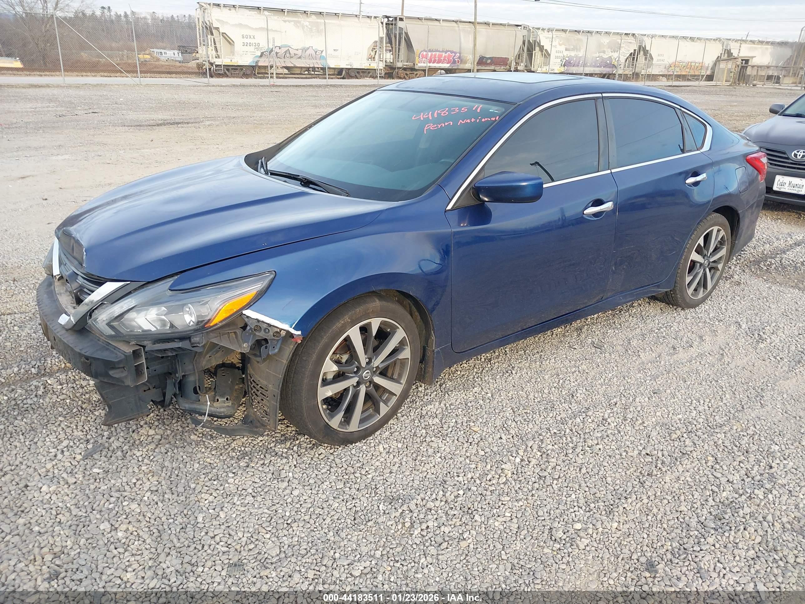NISSAN ALTIMA image 2