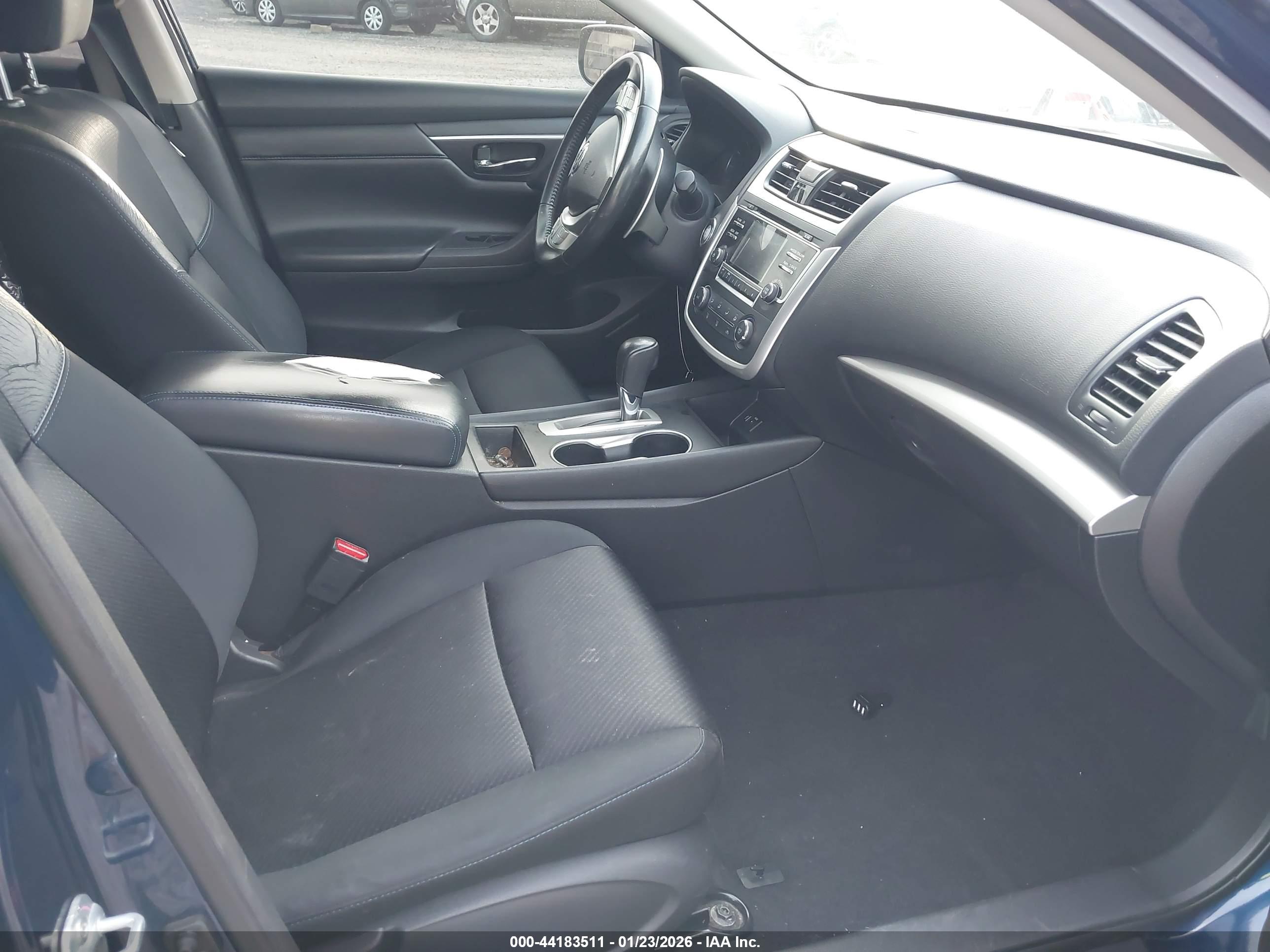 NISSAN ALTIMA image 5