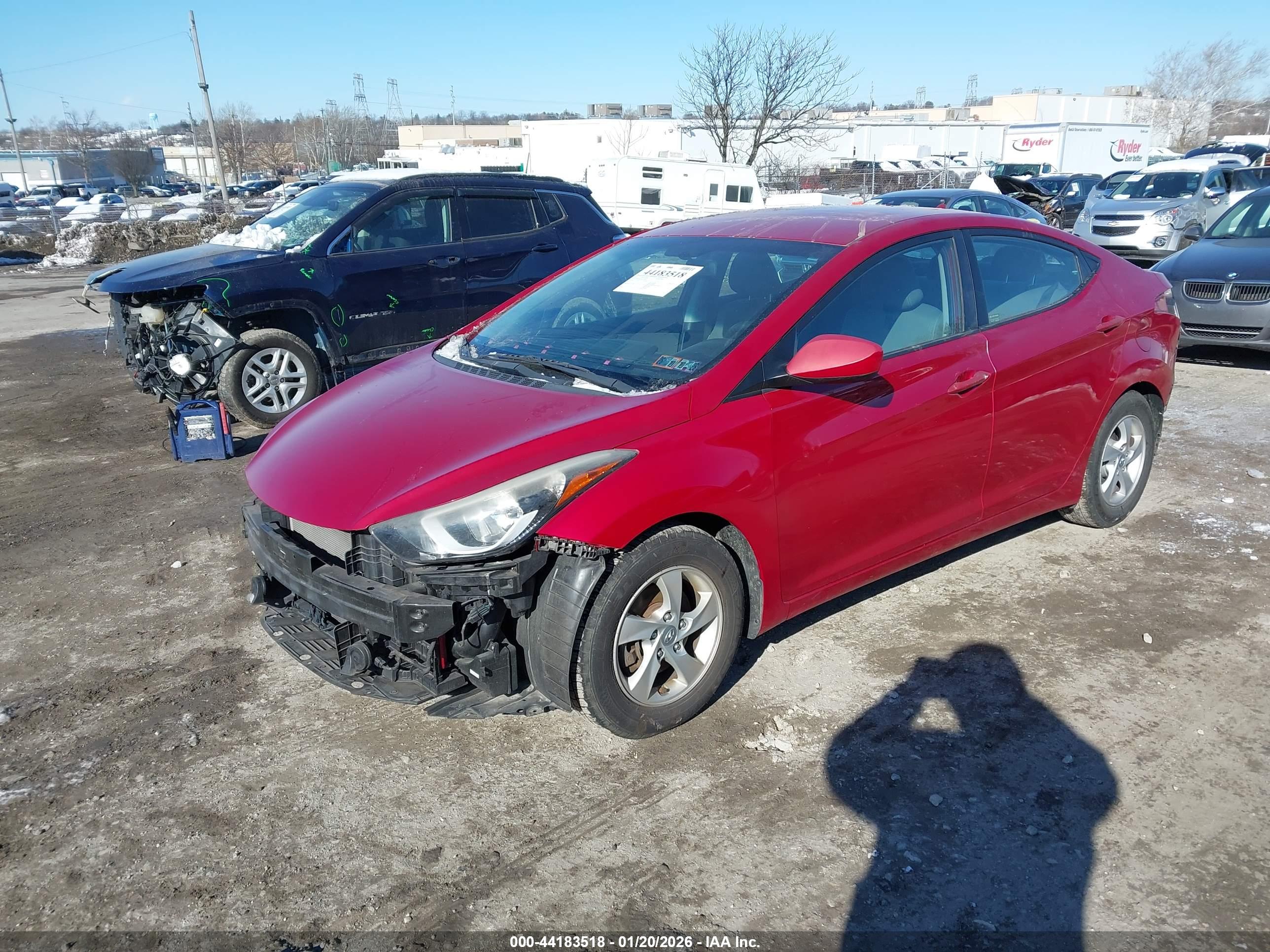 HYUNDAI ELANTRA image 2