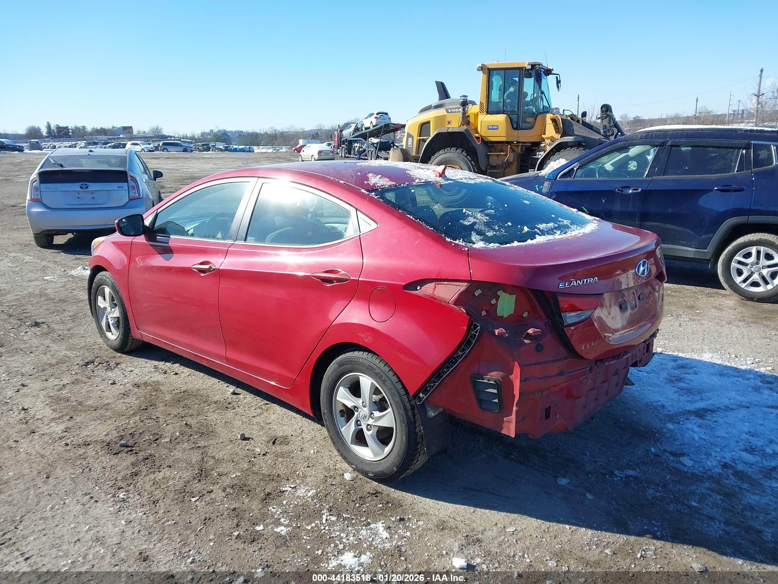HYUNDAI ELANTRA image 3