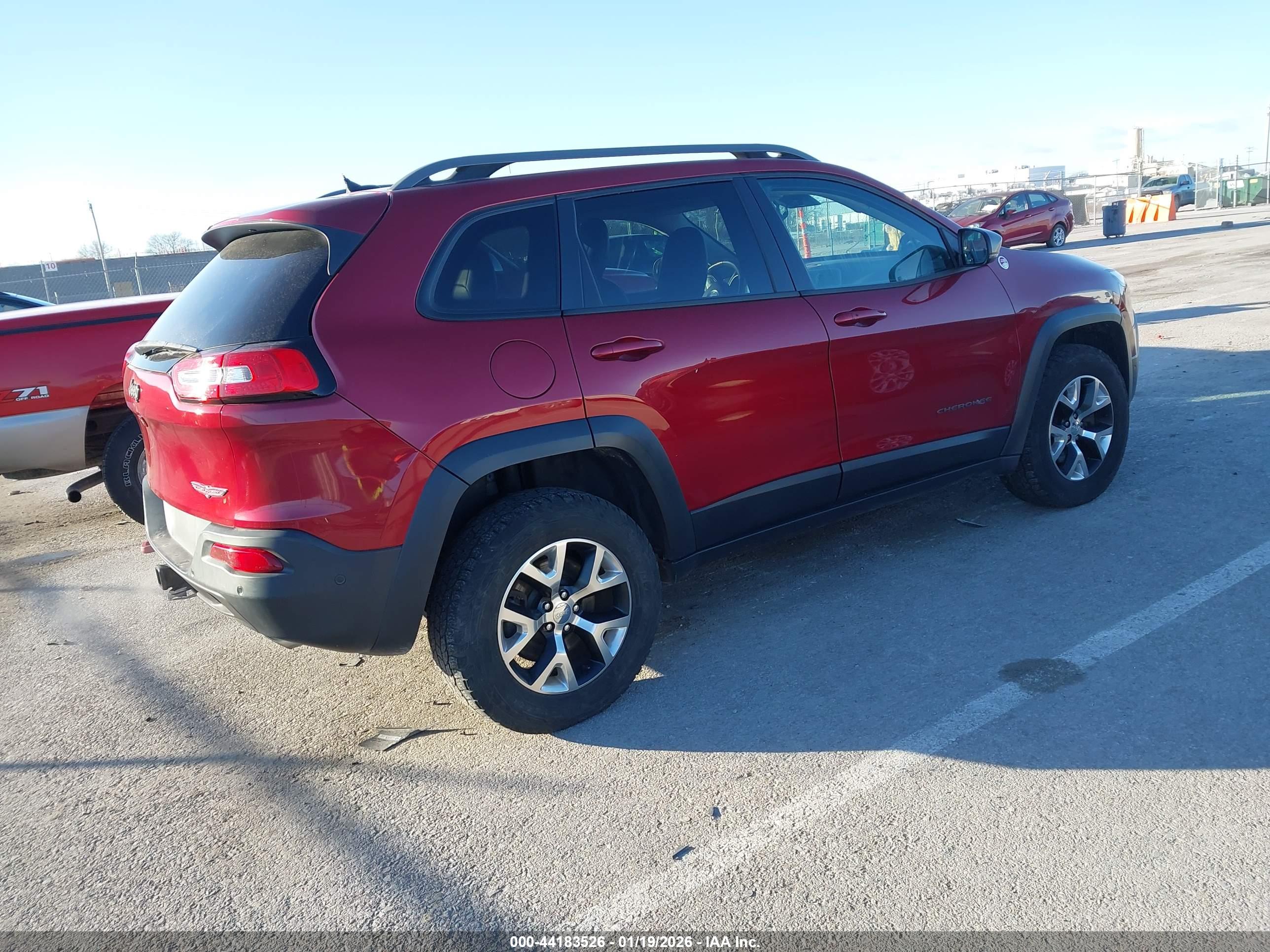 JEEP CHEROKEE image 4