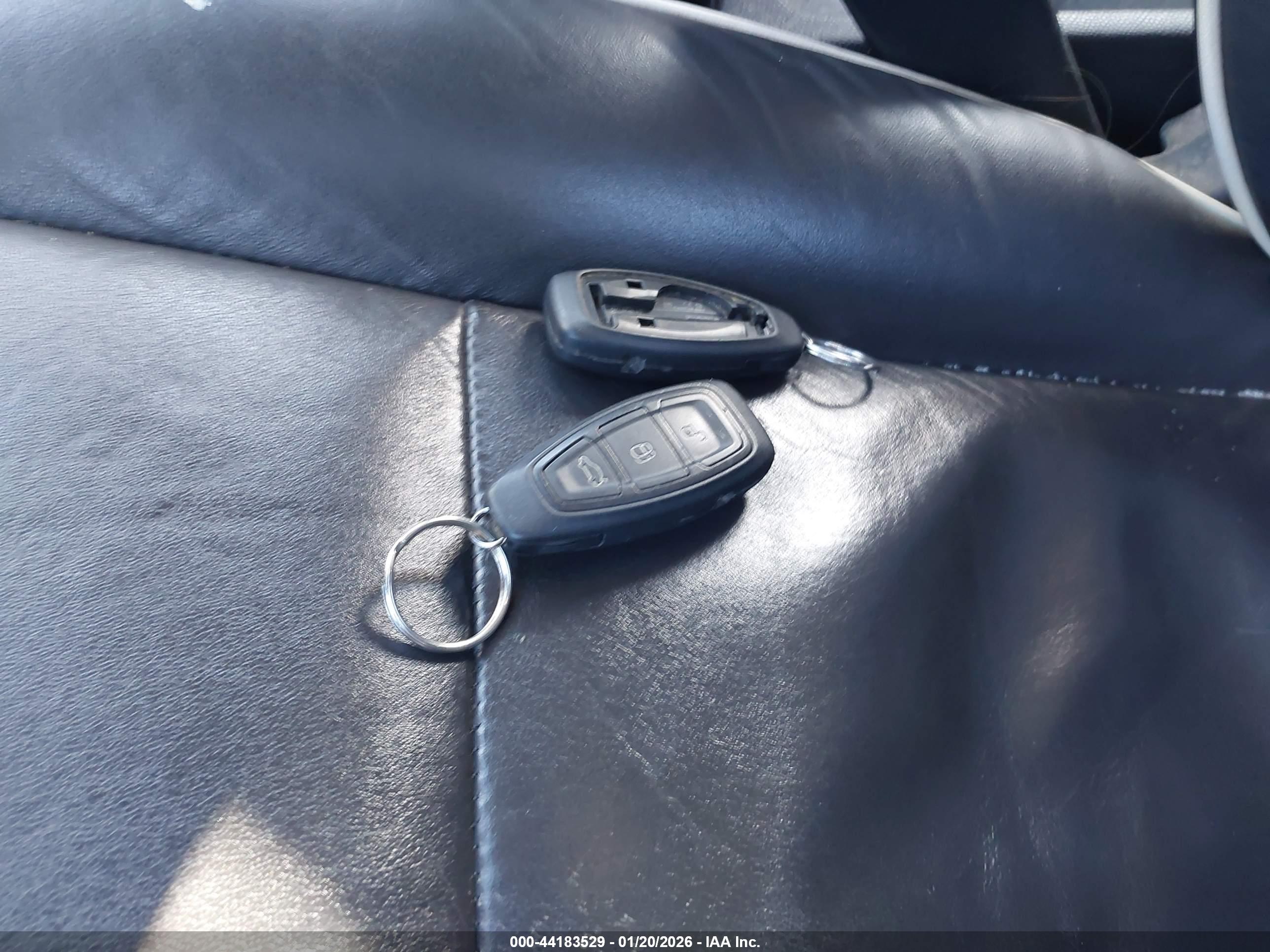 FORD FIESTA image 11