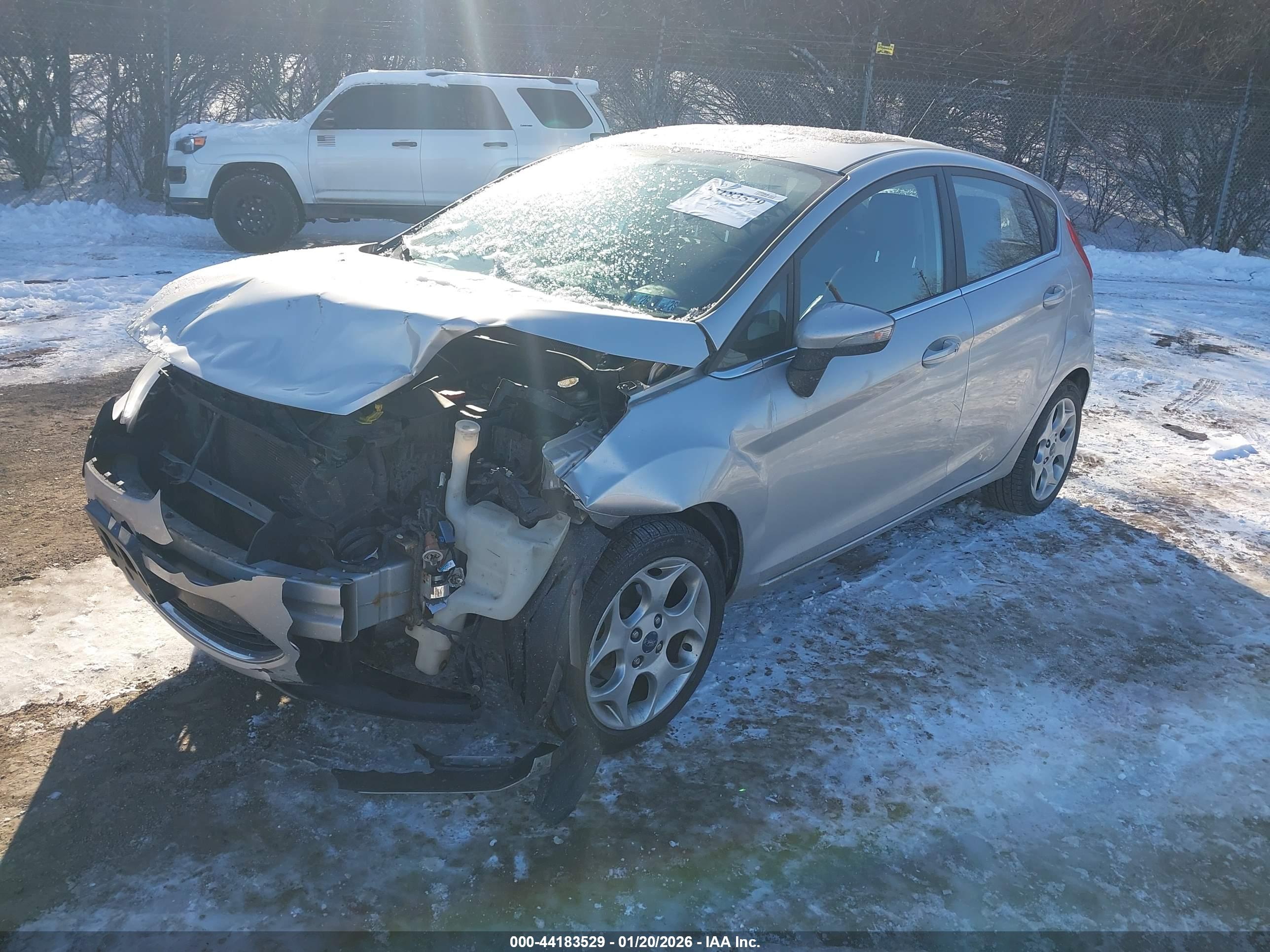 FORD FIESTA image 2
