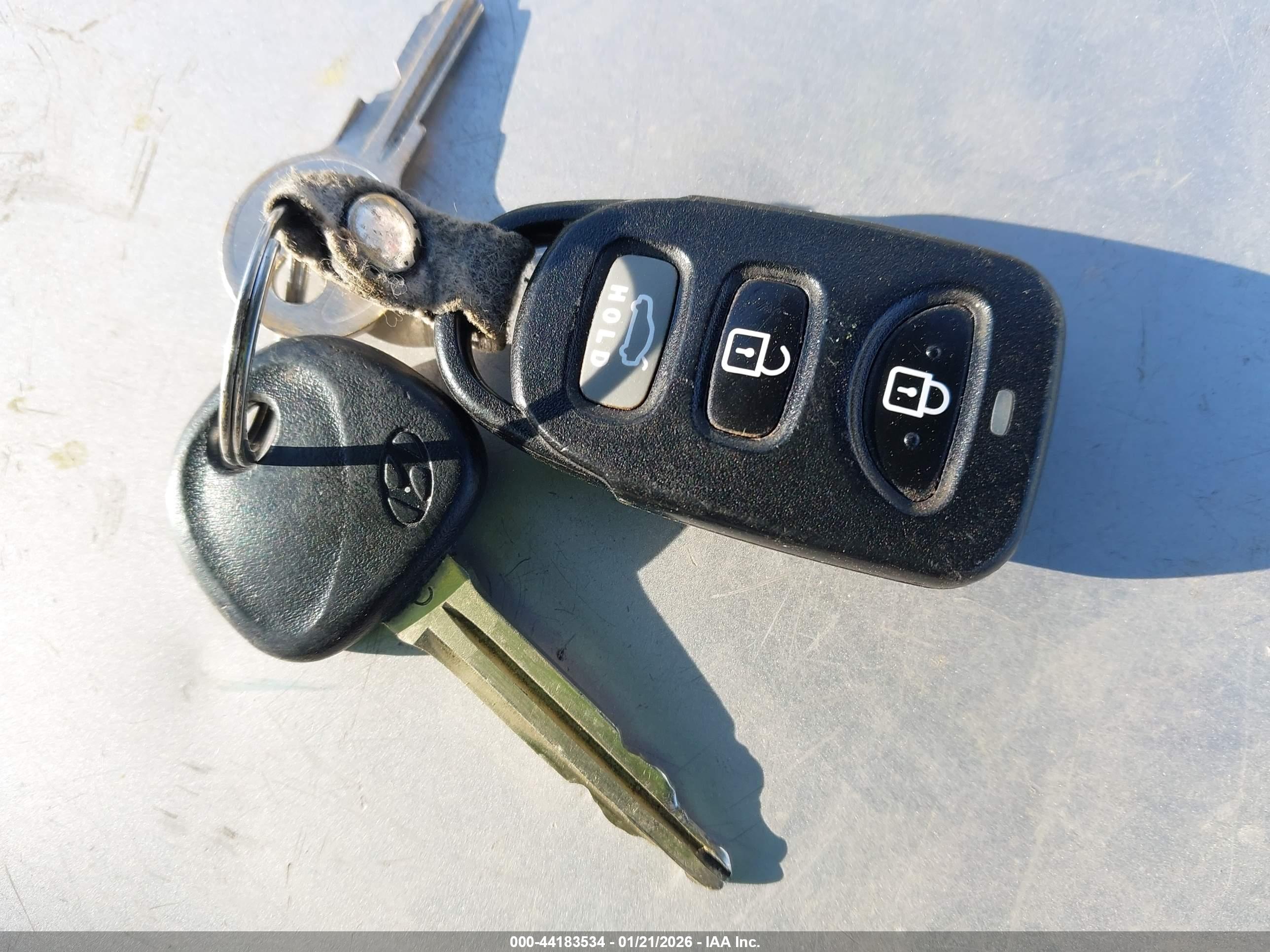 HYUNDAI ELANTRA image 11