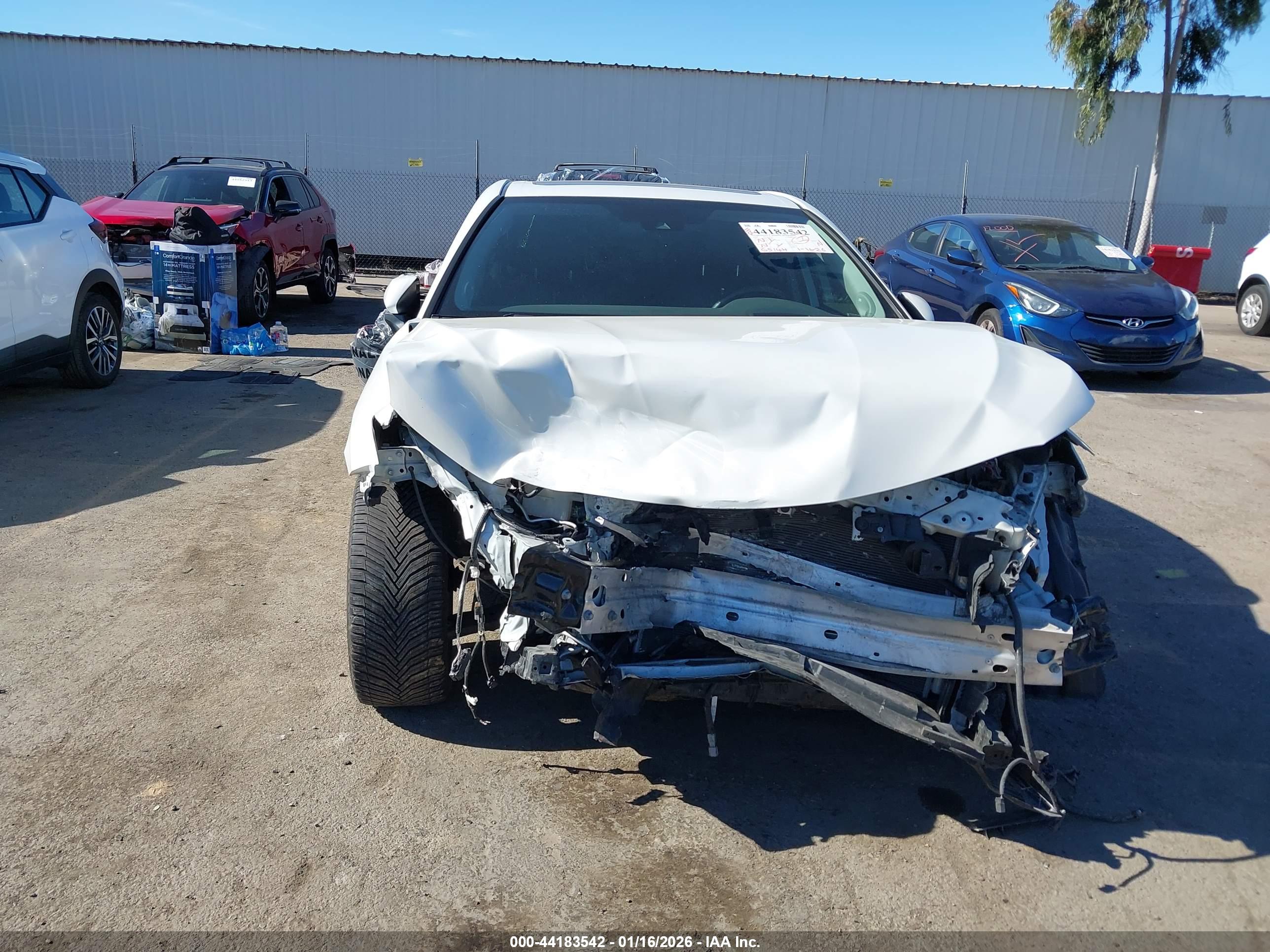 TOYOTA CAMRY image 6