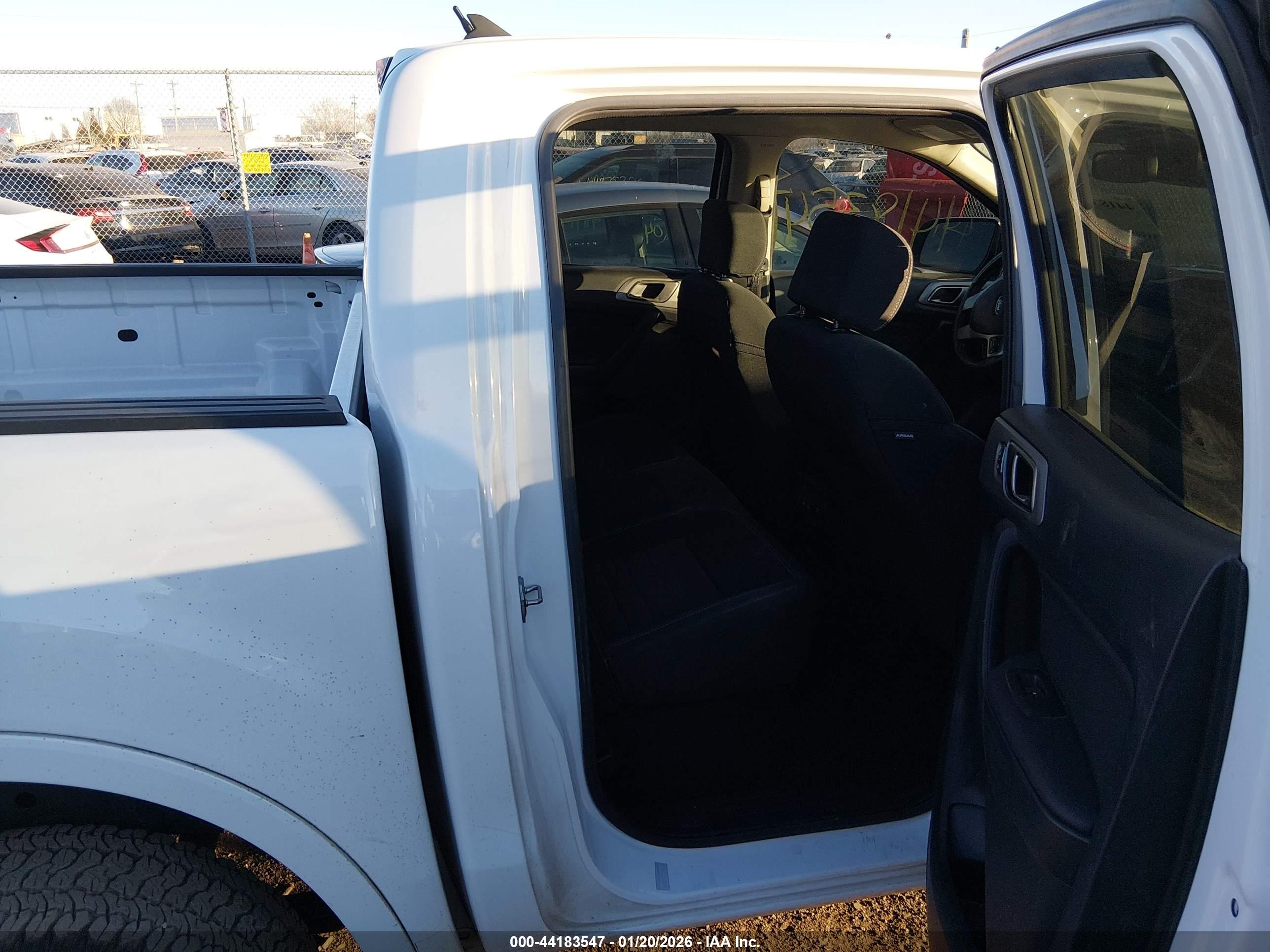 FORD RANGER image 8