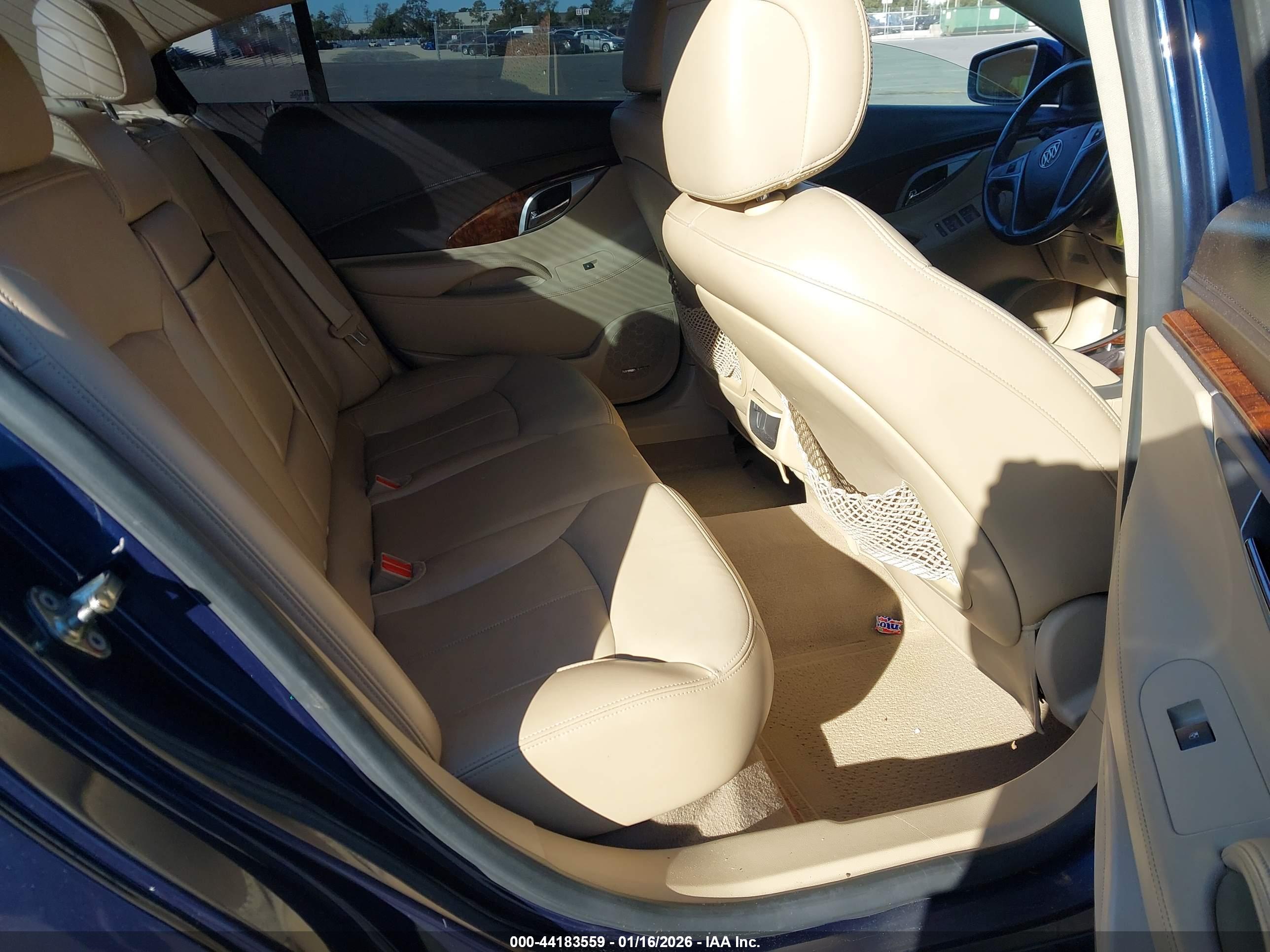 BUICK LACROSSE image 8