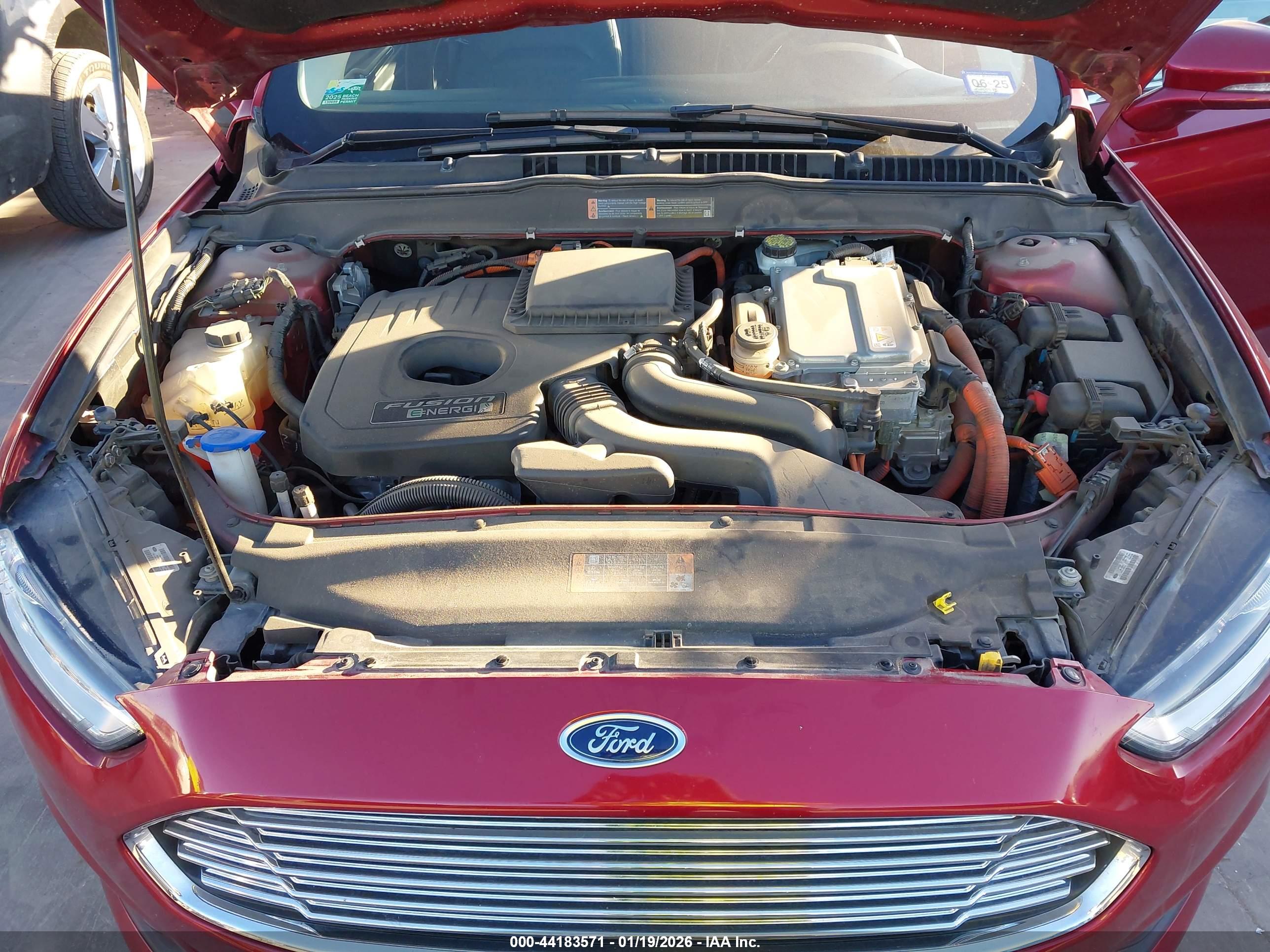 FORD FUSION image 10