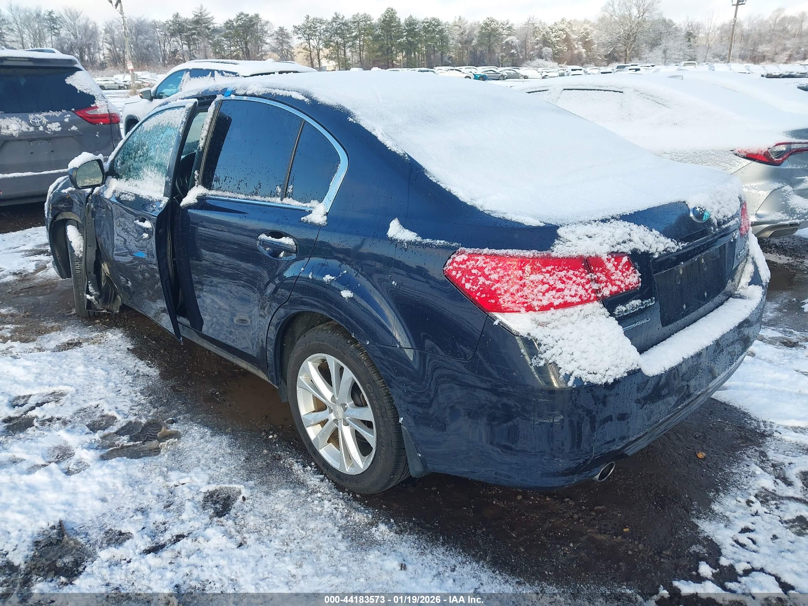 SUBARU LEGACY image 3