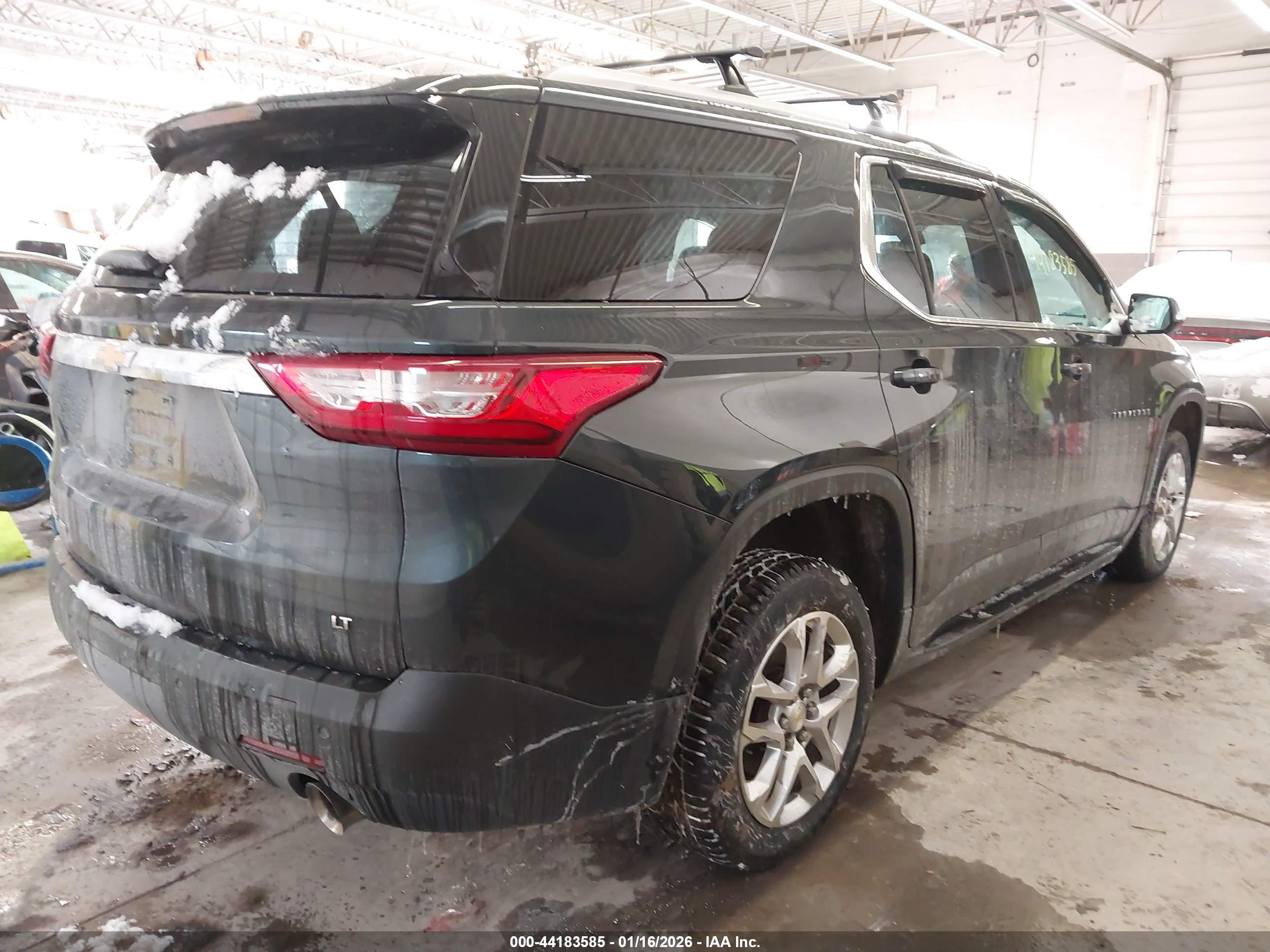 CHEVROLET TRAVERSE image 4