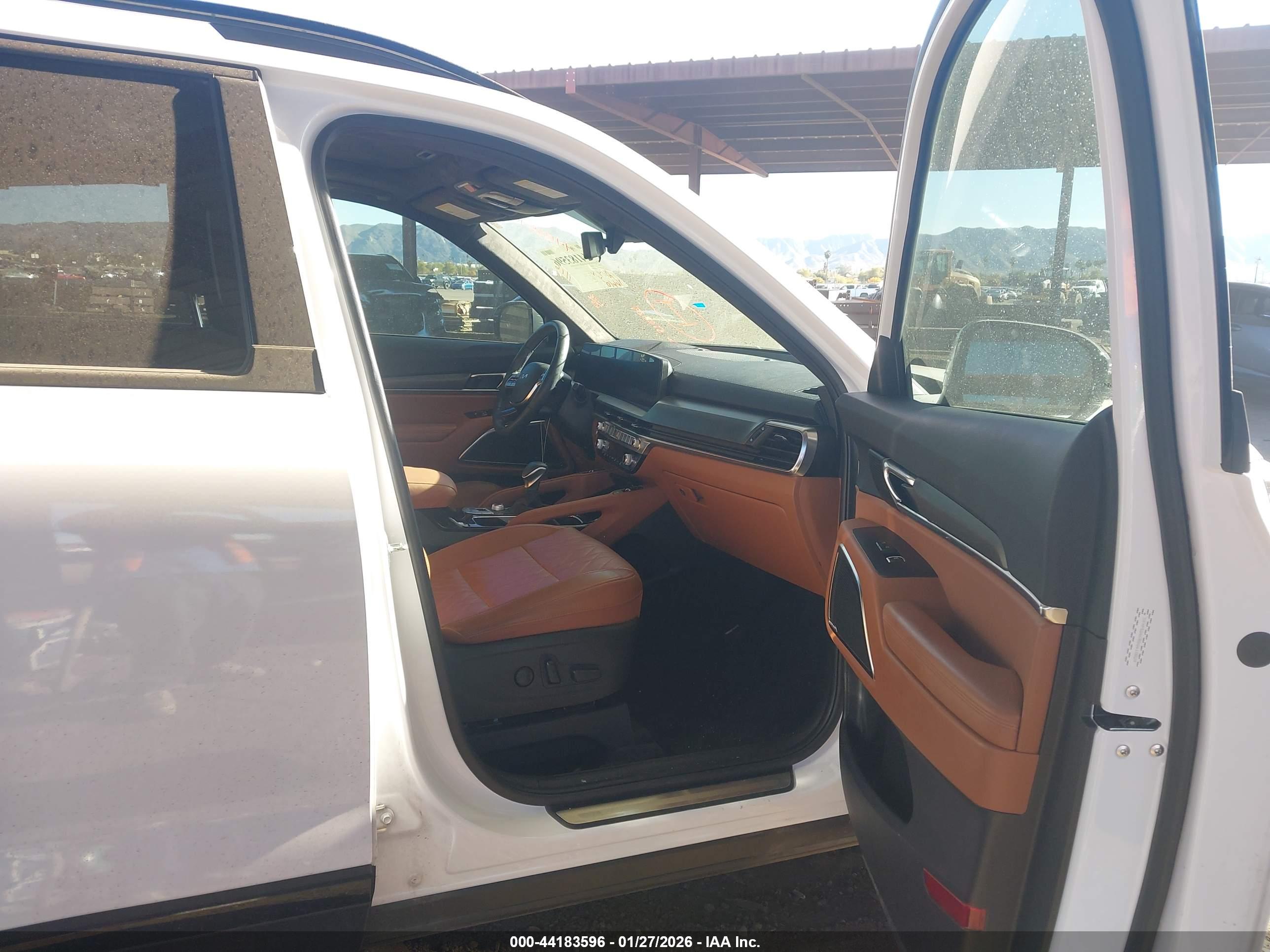 KIA TELLURIDE image 5