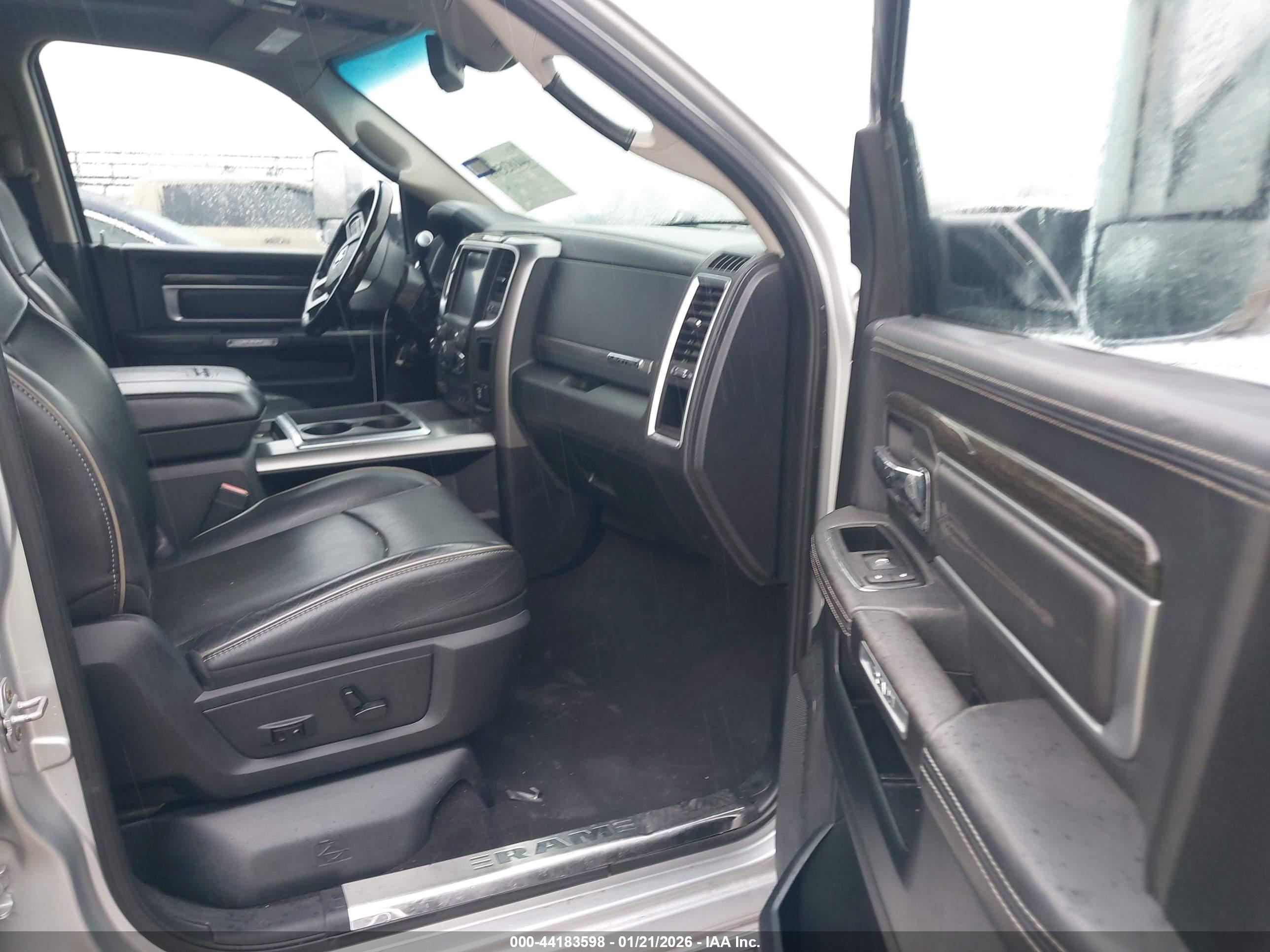 RAM 3500 image 8