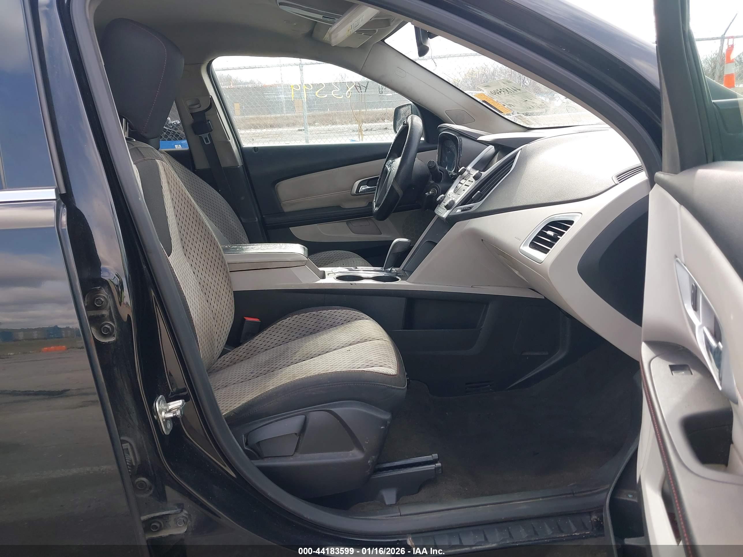 GMC TERRAIN image 5