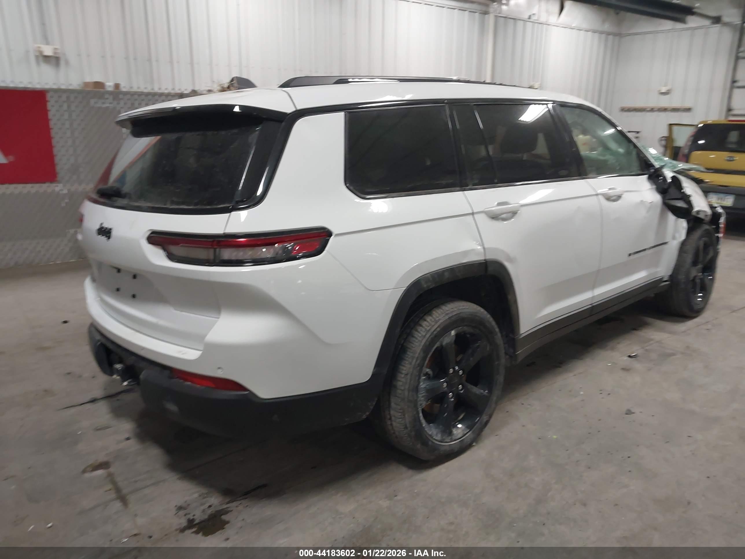 JEEP GRAND image 4