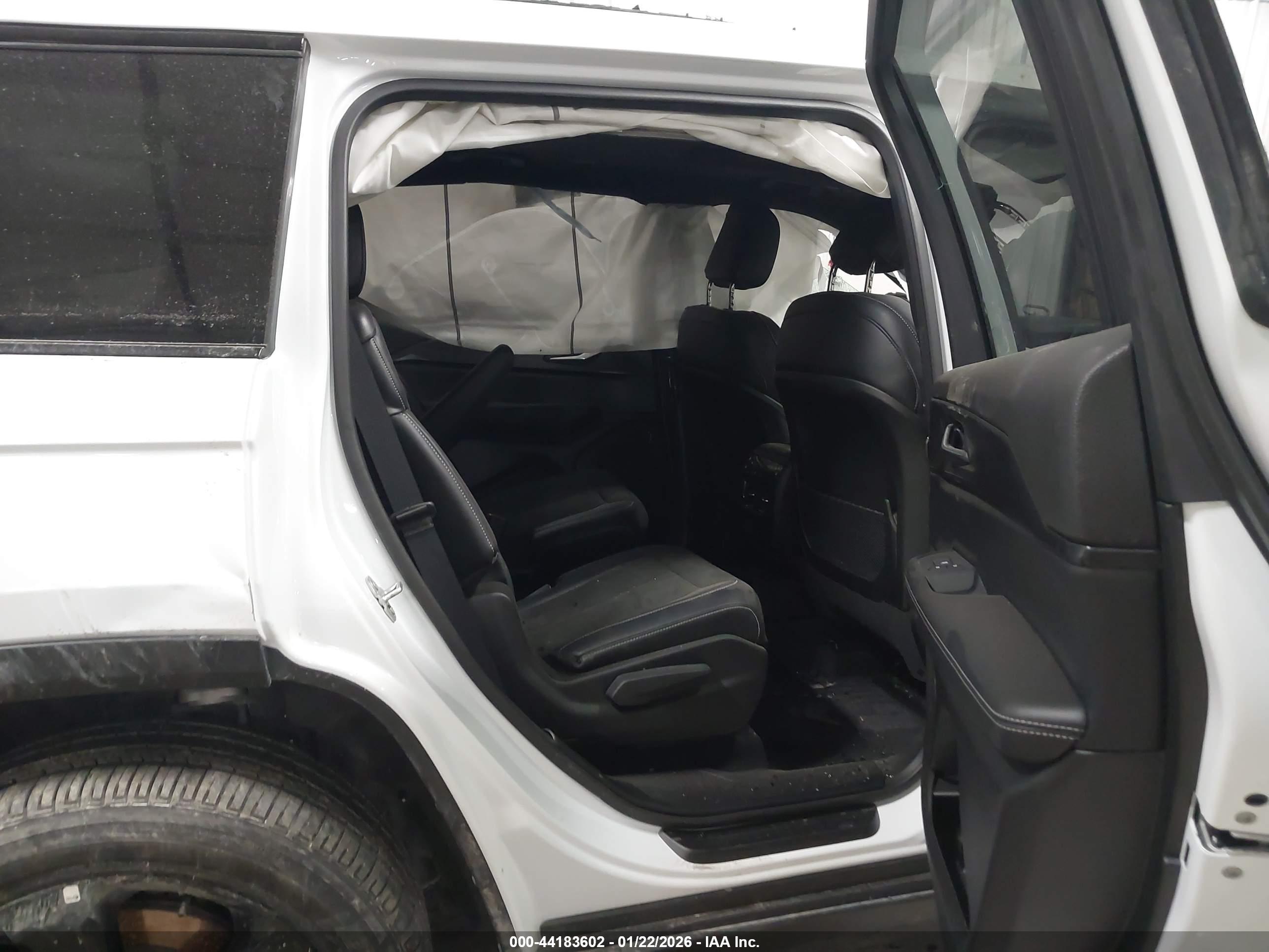 JEEP GRAND image 8