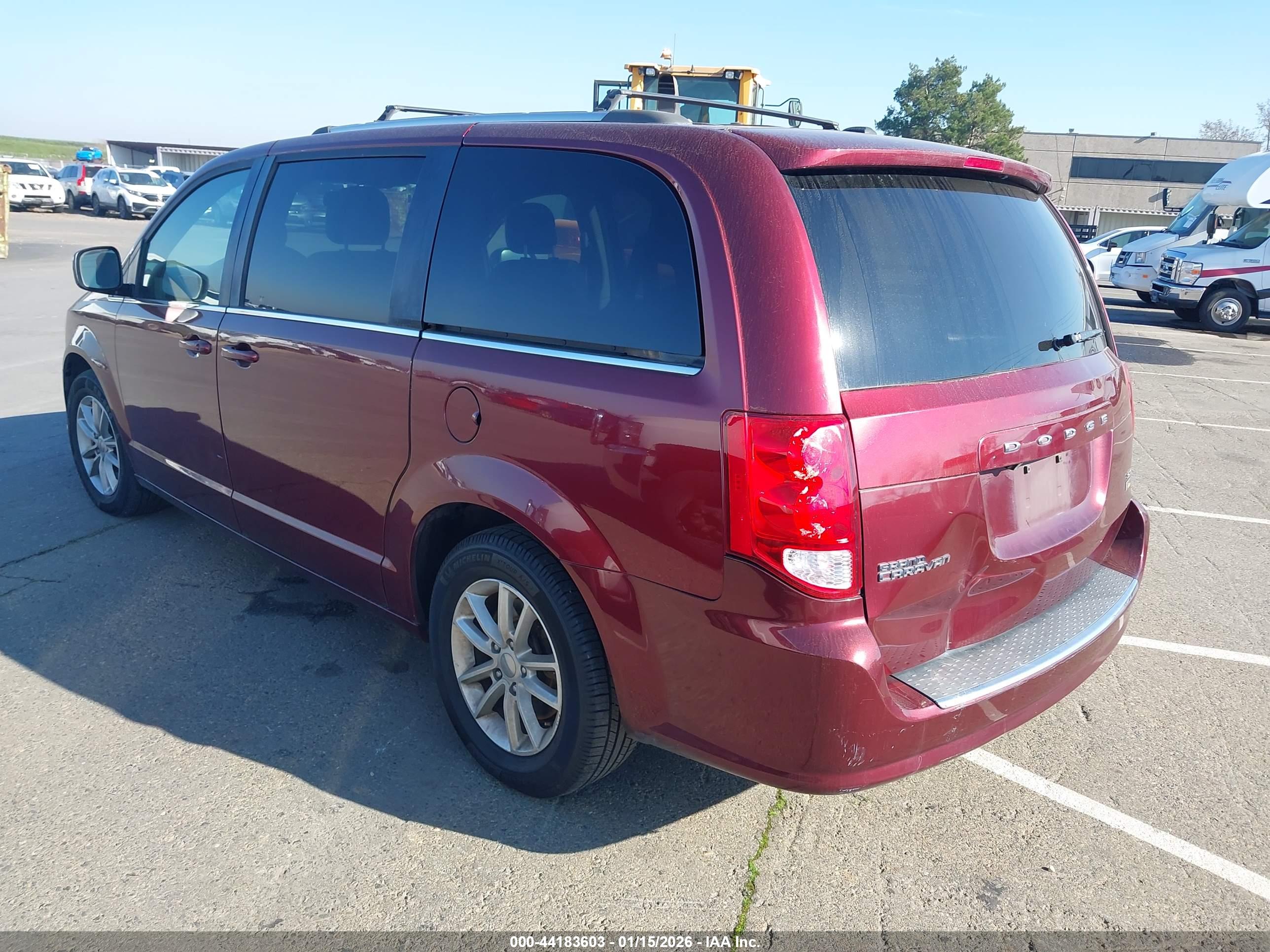 DODGE GRAND image 3