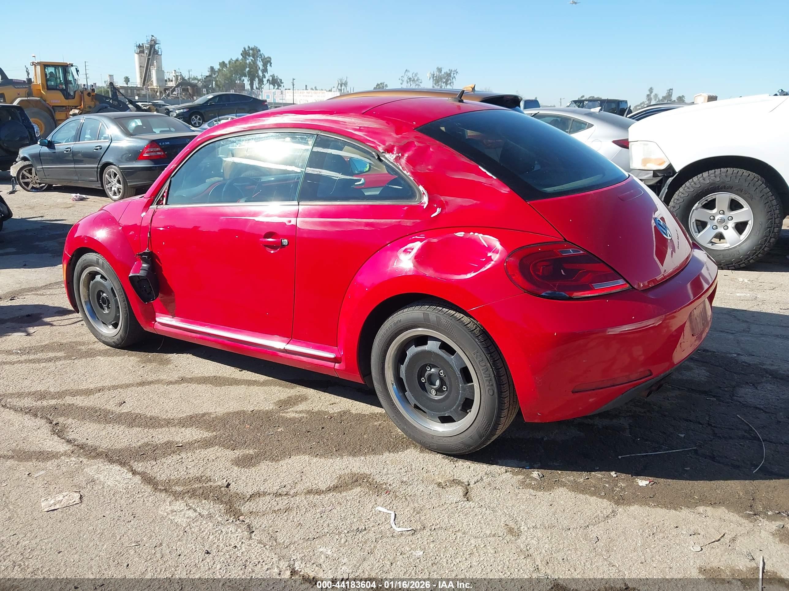 VOLKSWAGEN BEETLE image 3