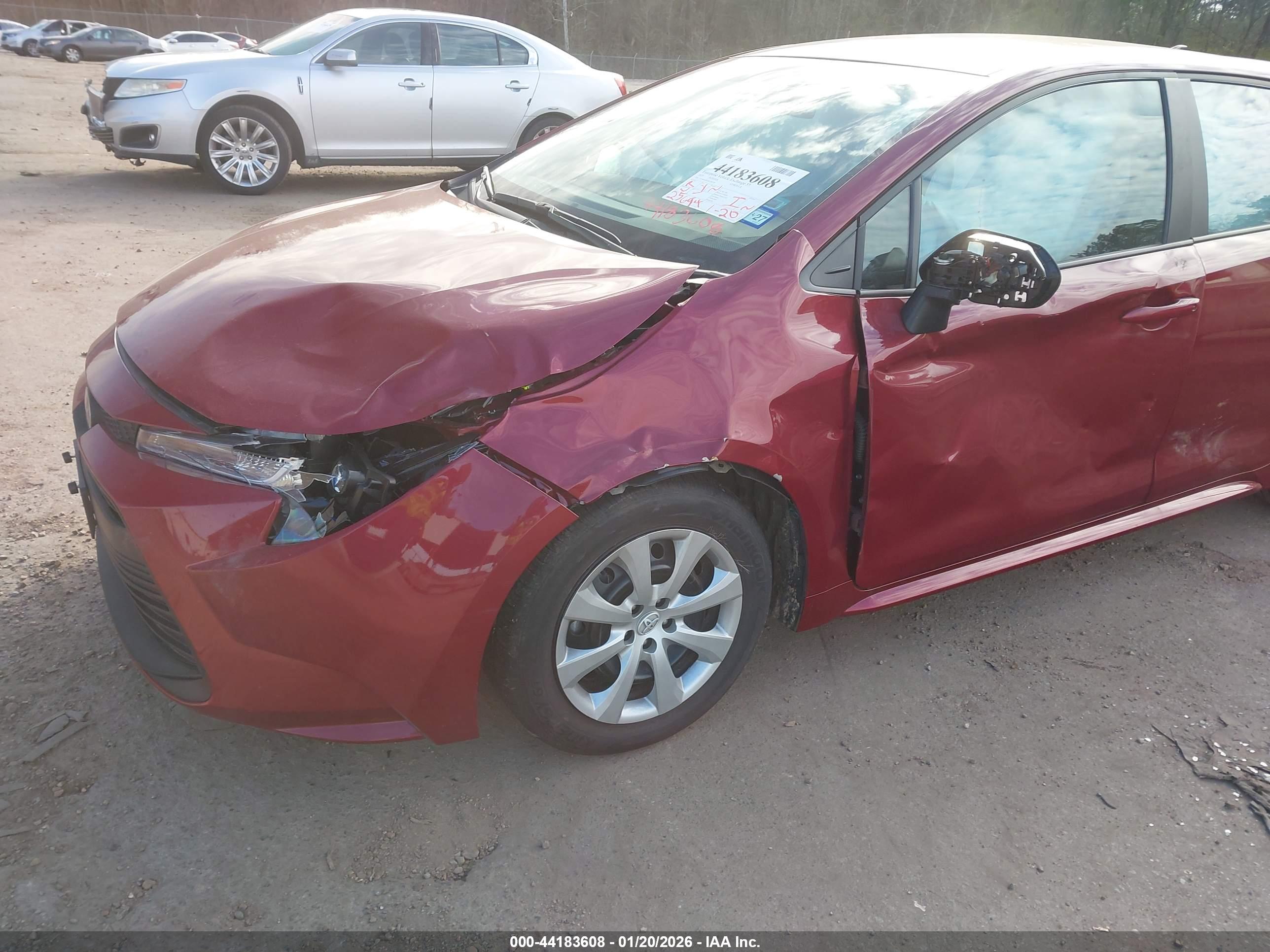 TOYOTA COROLLA image 6