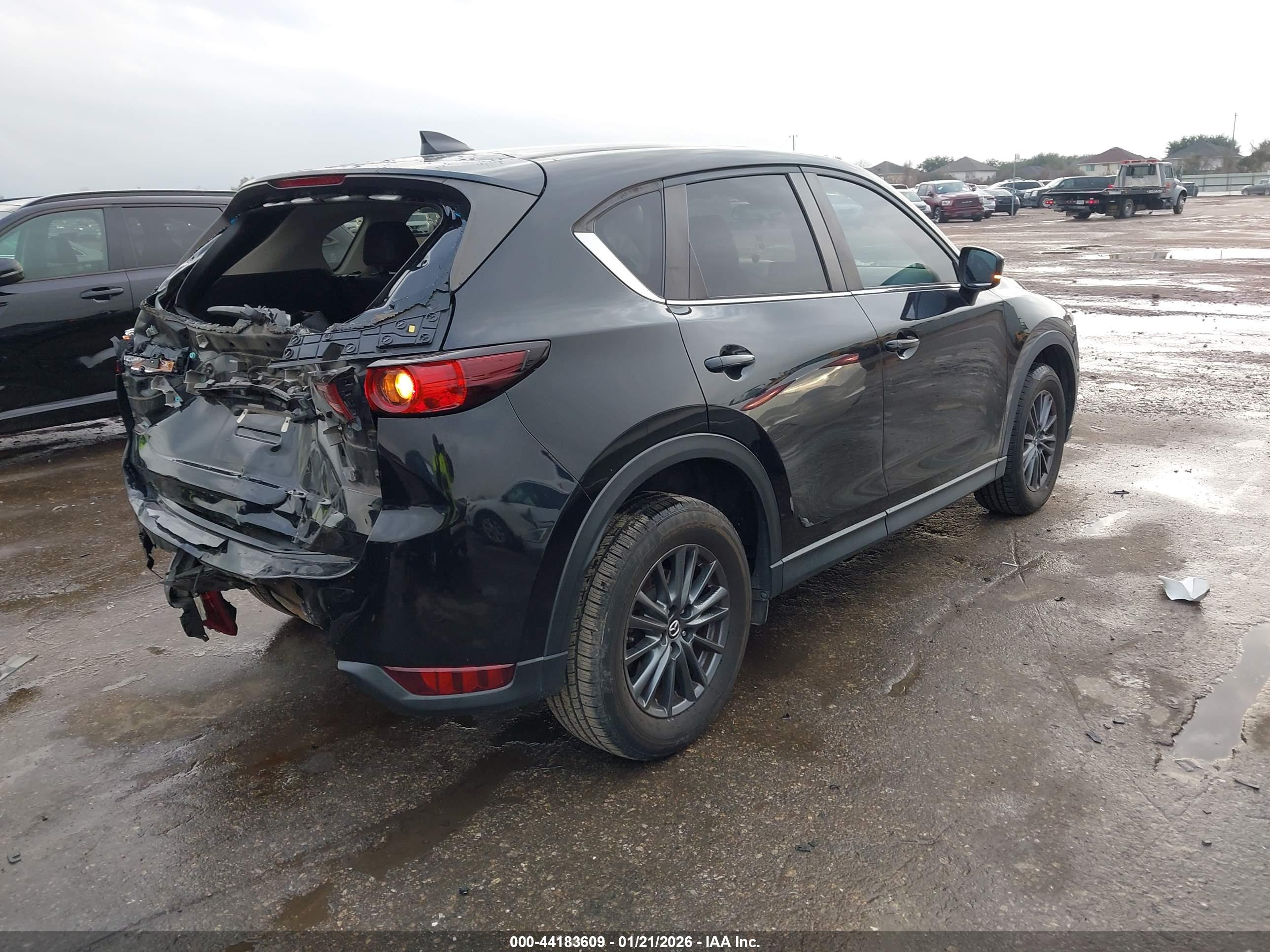MAZDA CX-5 image 4