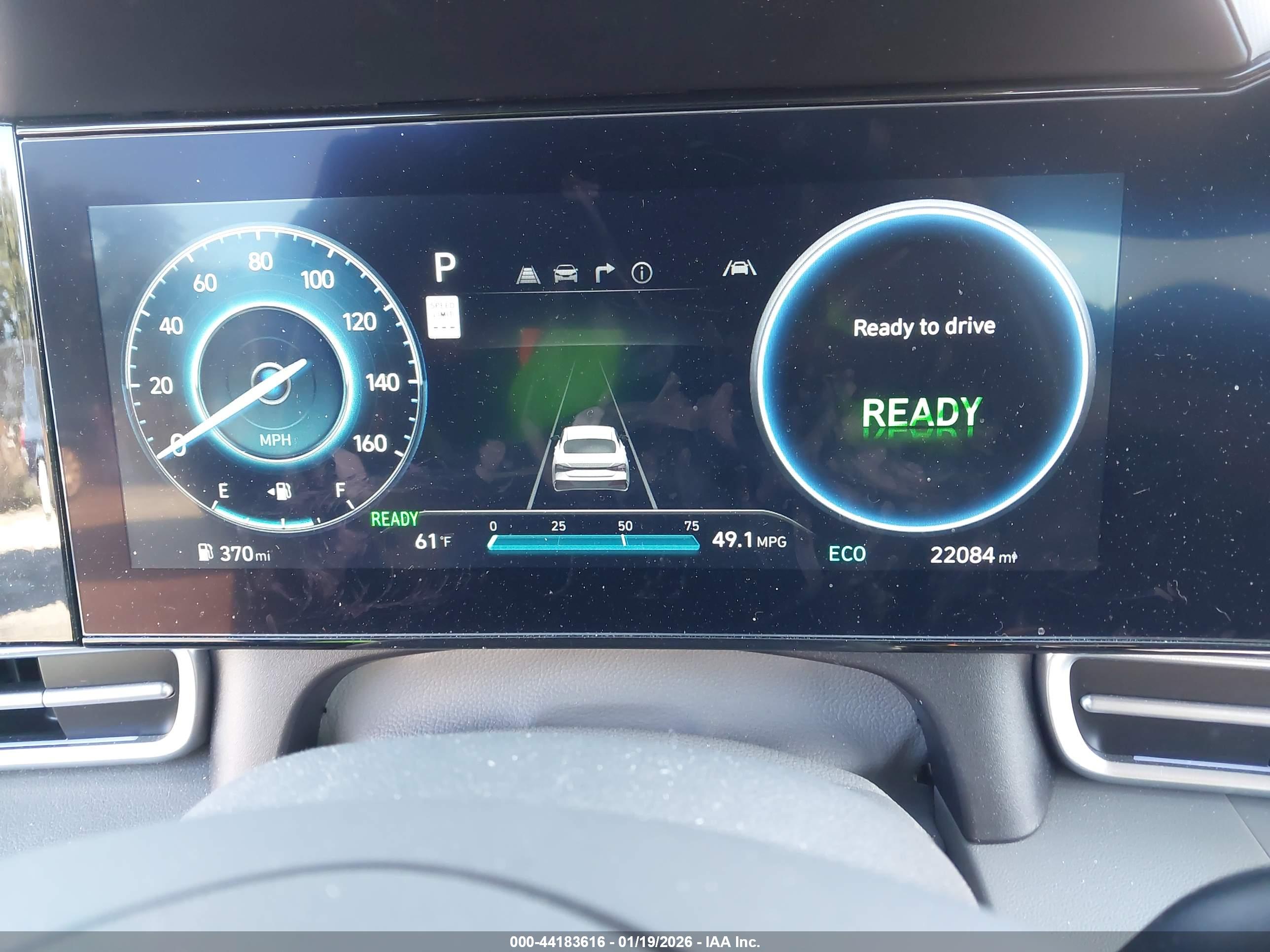 HYUNDAI ELANTRA image 7